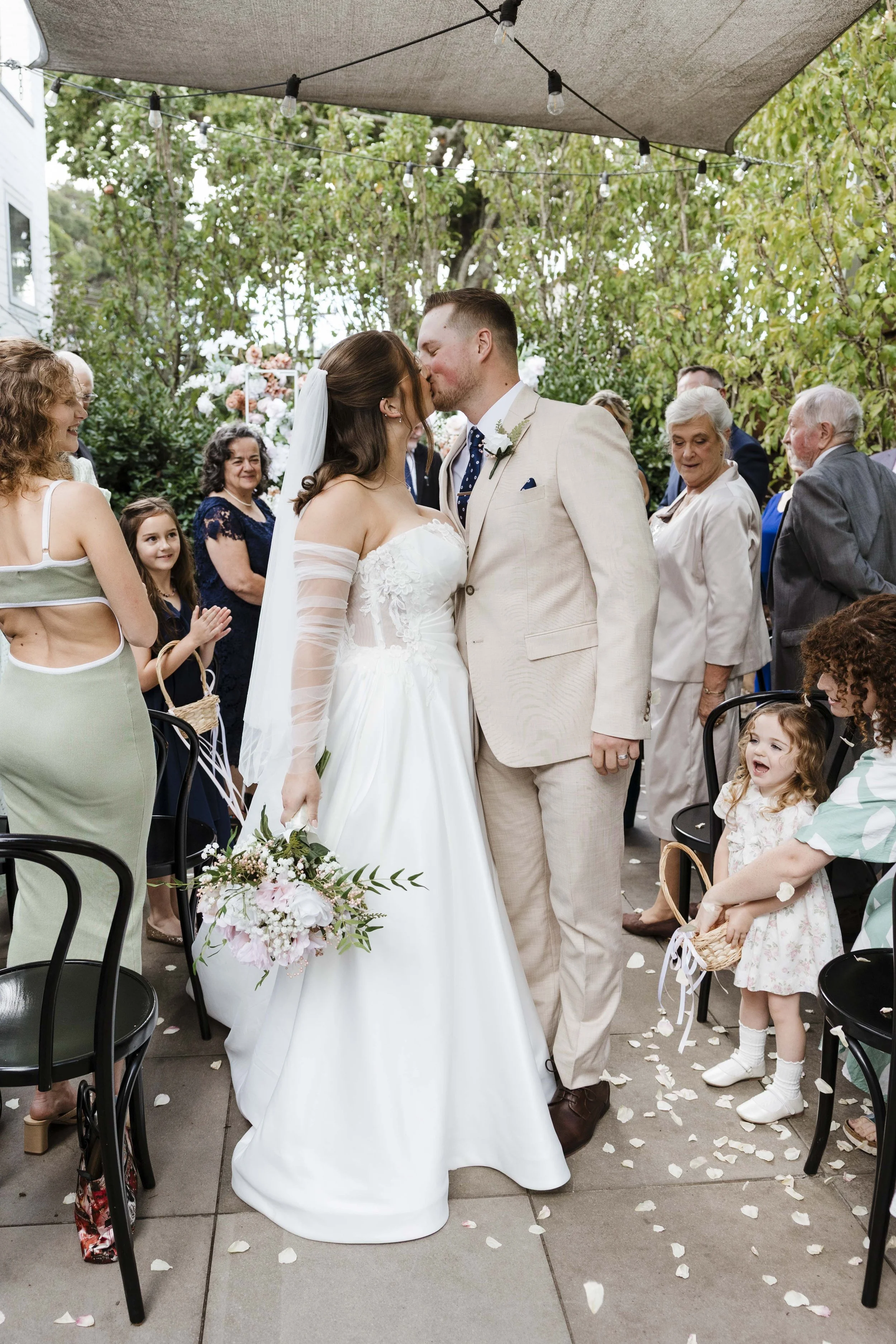 Amelia&Matthew_Highlights-123.jpg