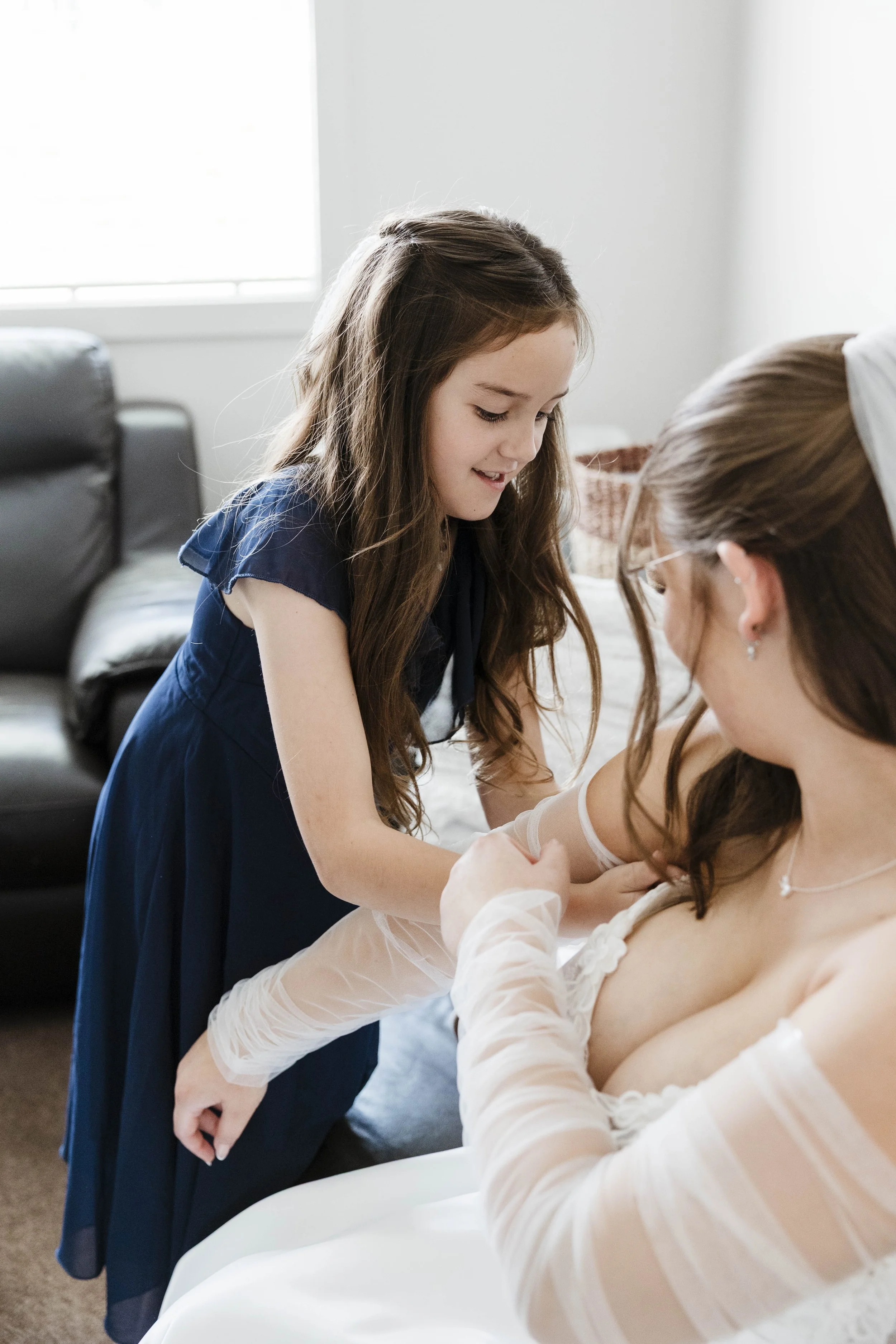 Amelia&Matthew_Highlights-60.jpg