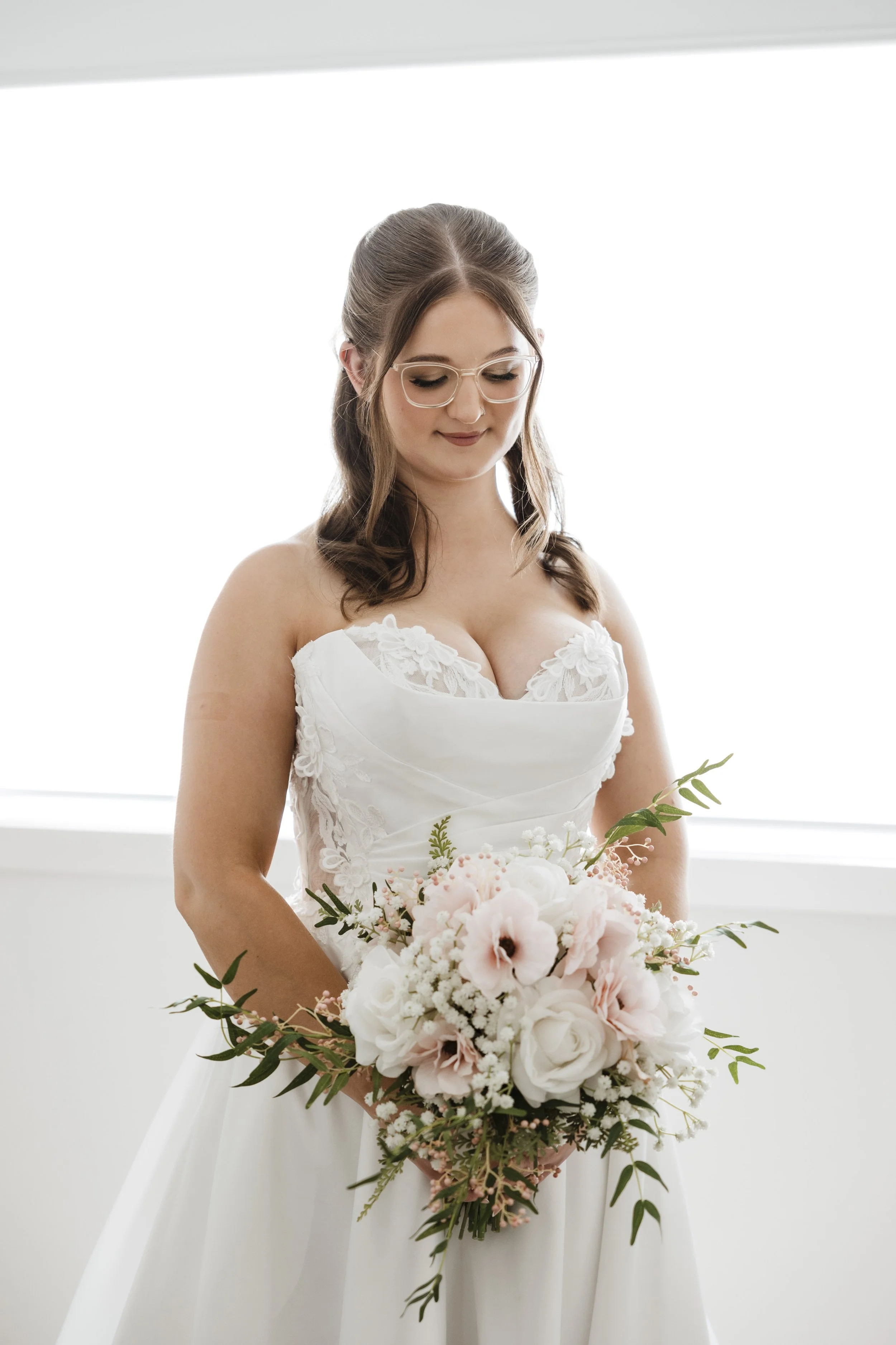 Amelia&Matthew_Highlights-49.jpg