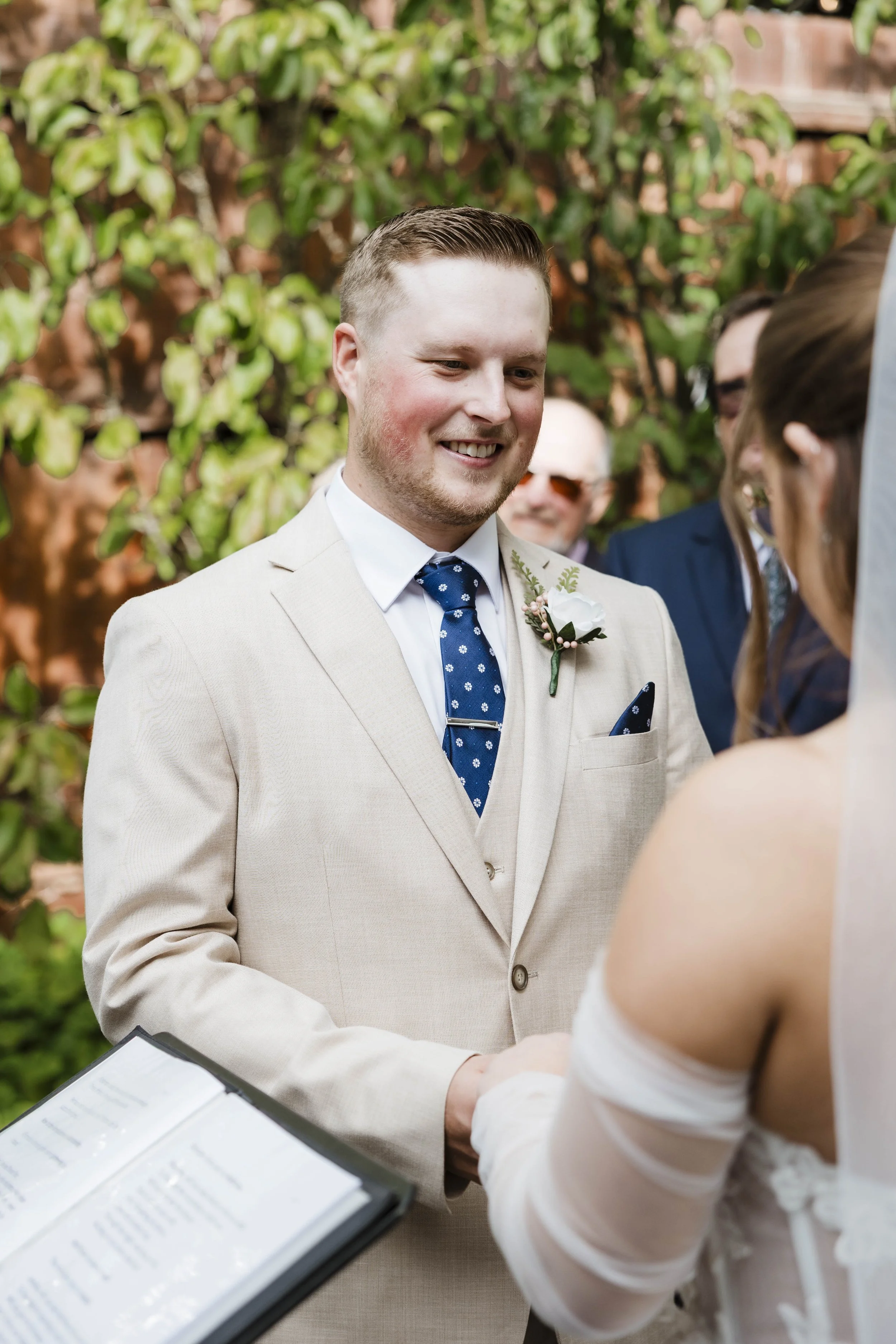 Amelia&Matthew_Highlights-100.jpg