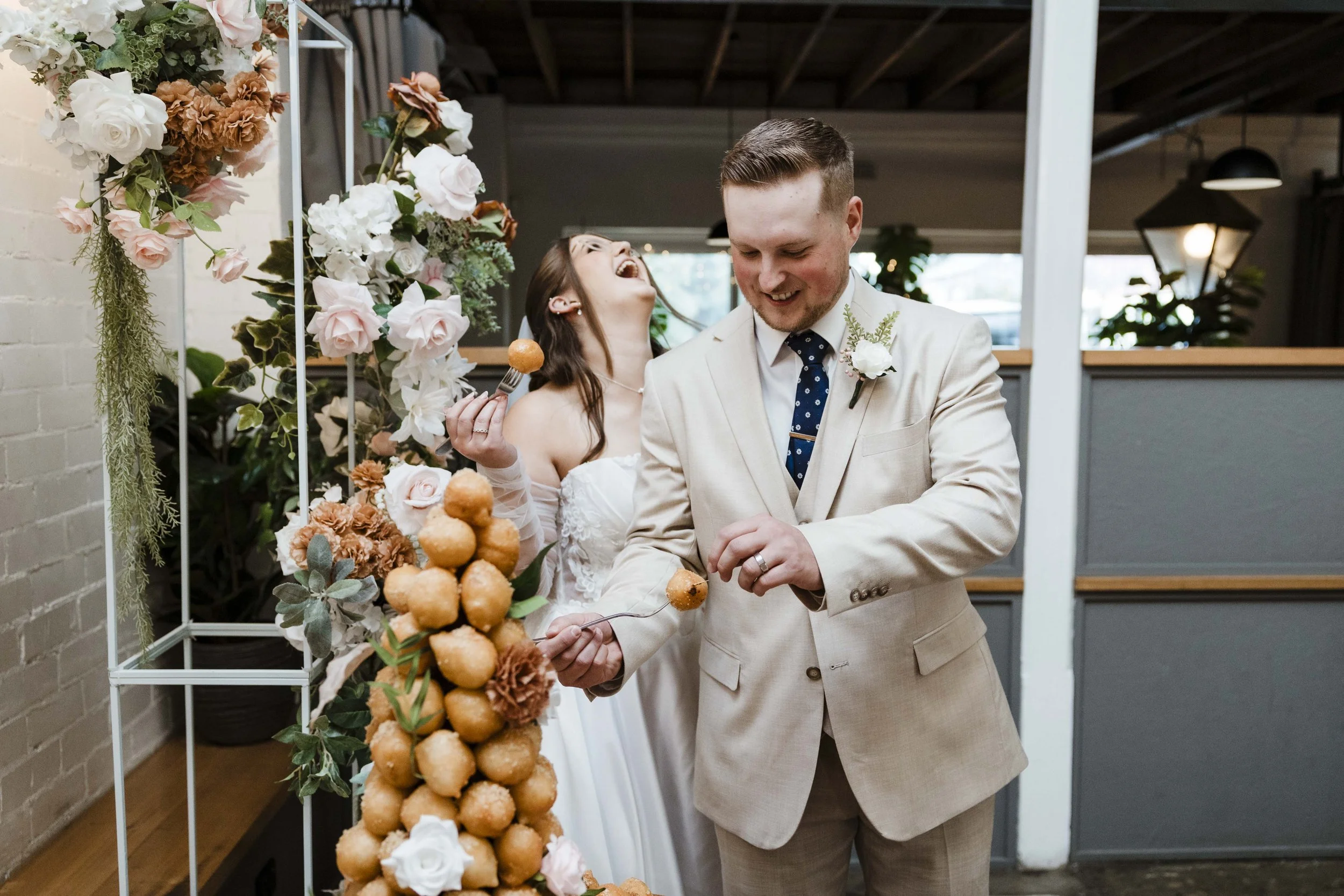 Amelia&Matthew_Highlights-241.jpg
