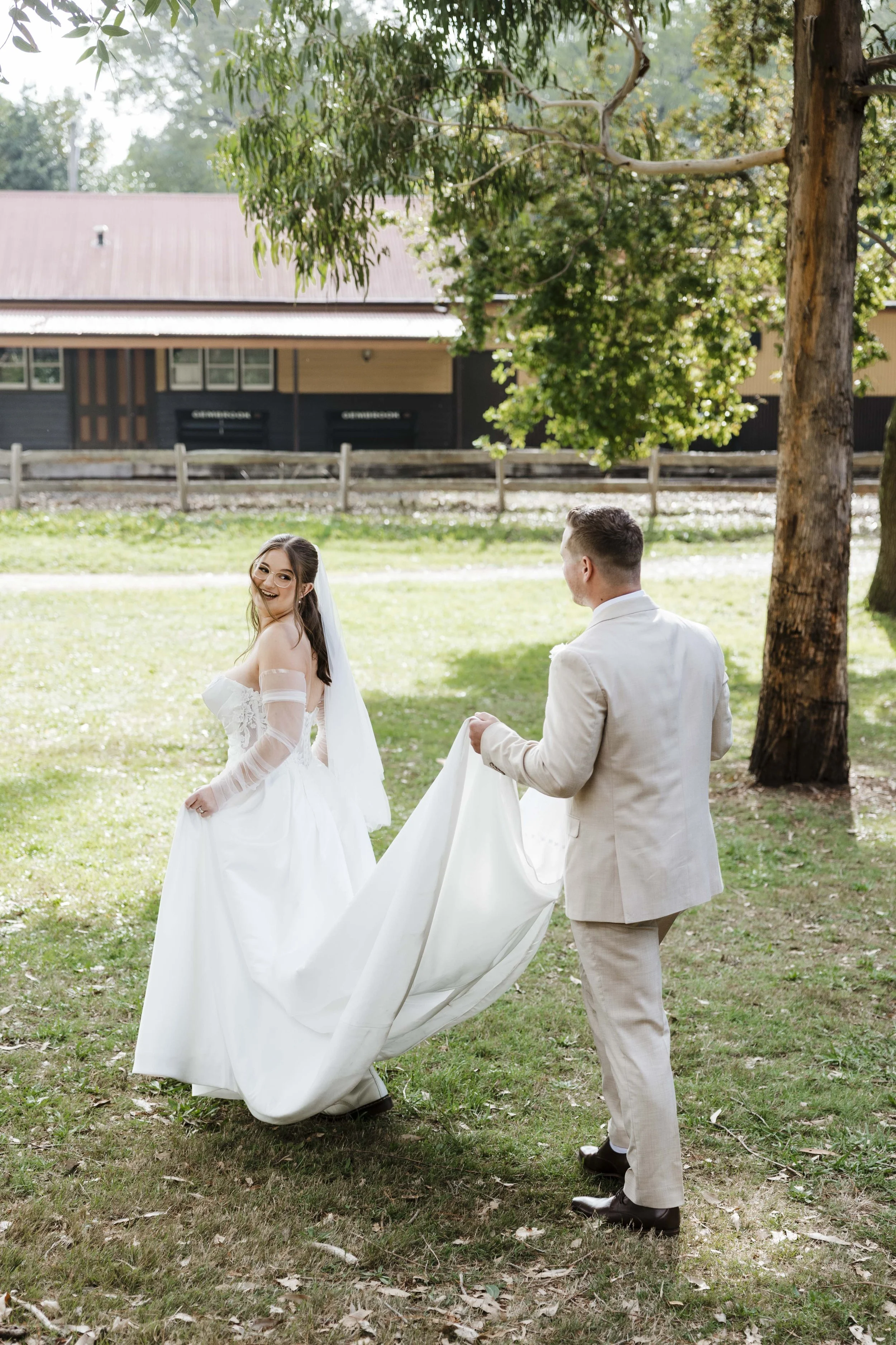 Amelia&Matthew_Highlights-132.jpg