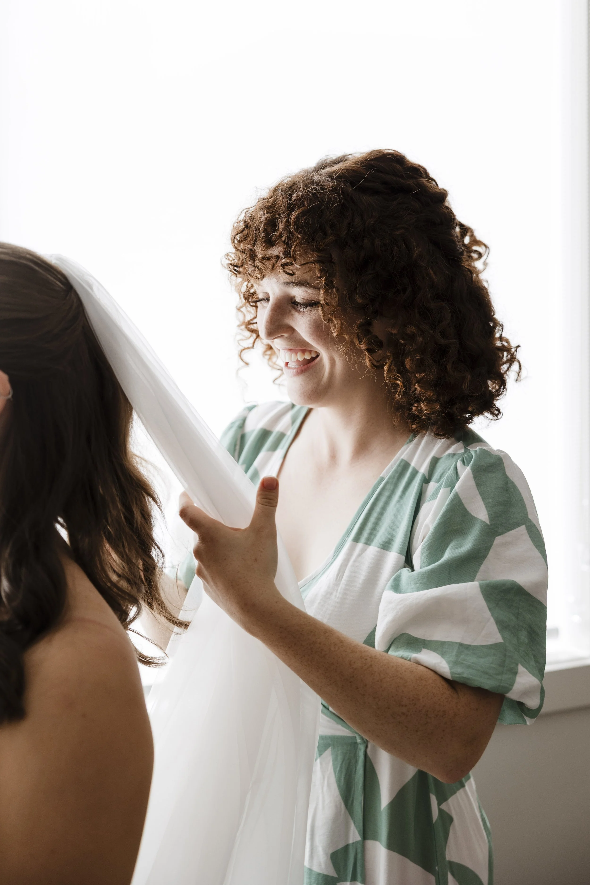 Amelia&Matthew_Highlights-55.jpg