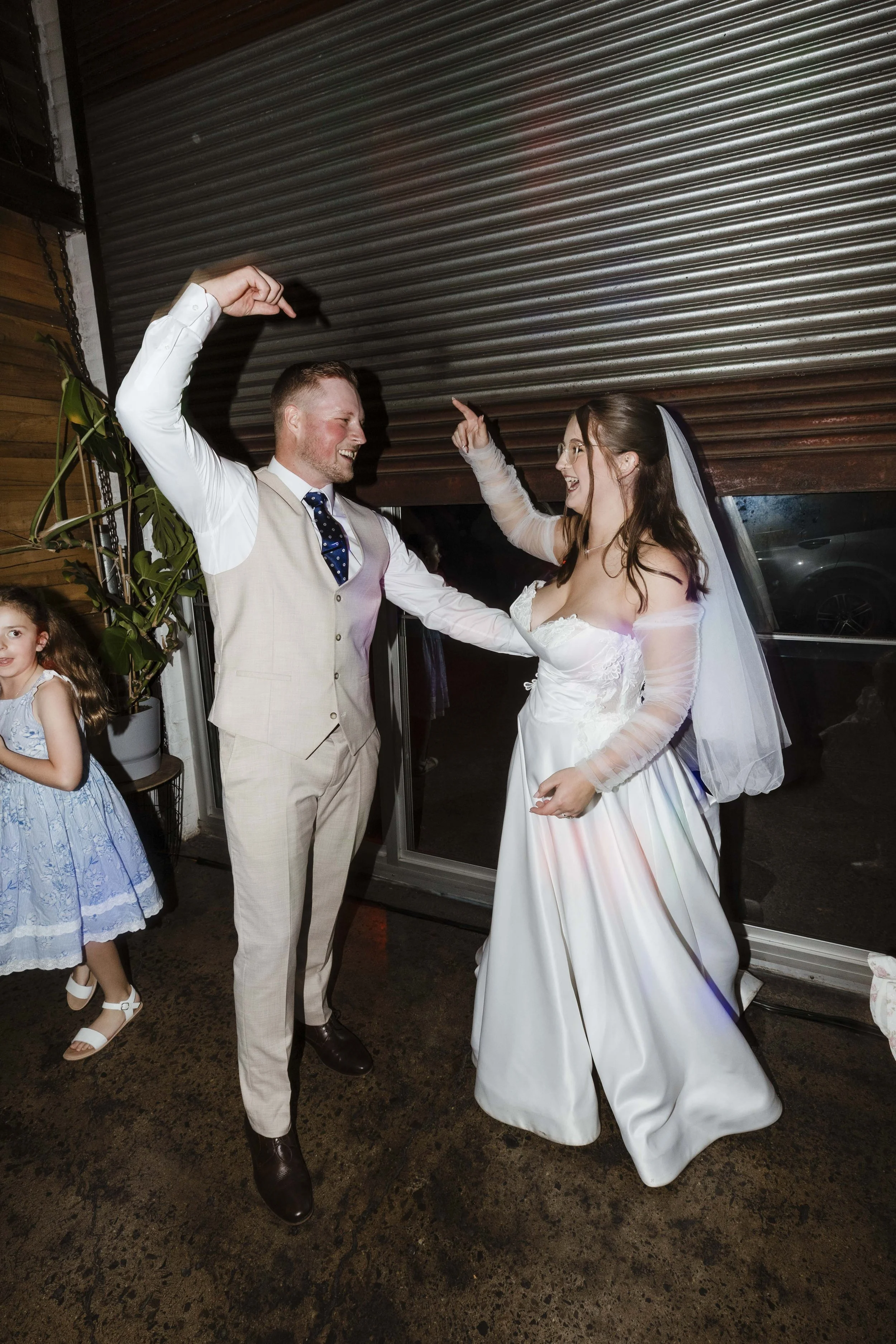 Amelia&Matthew_Highlights-278.jpg