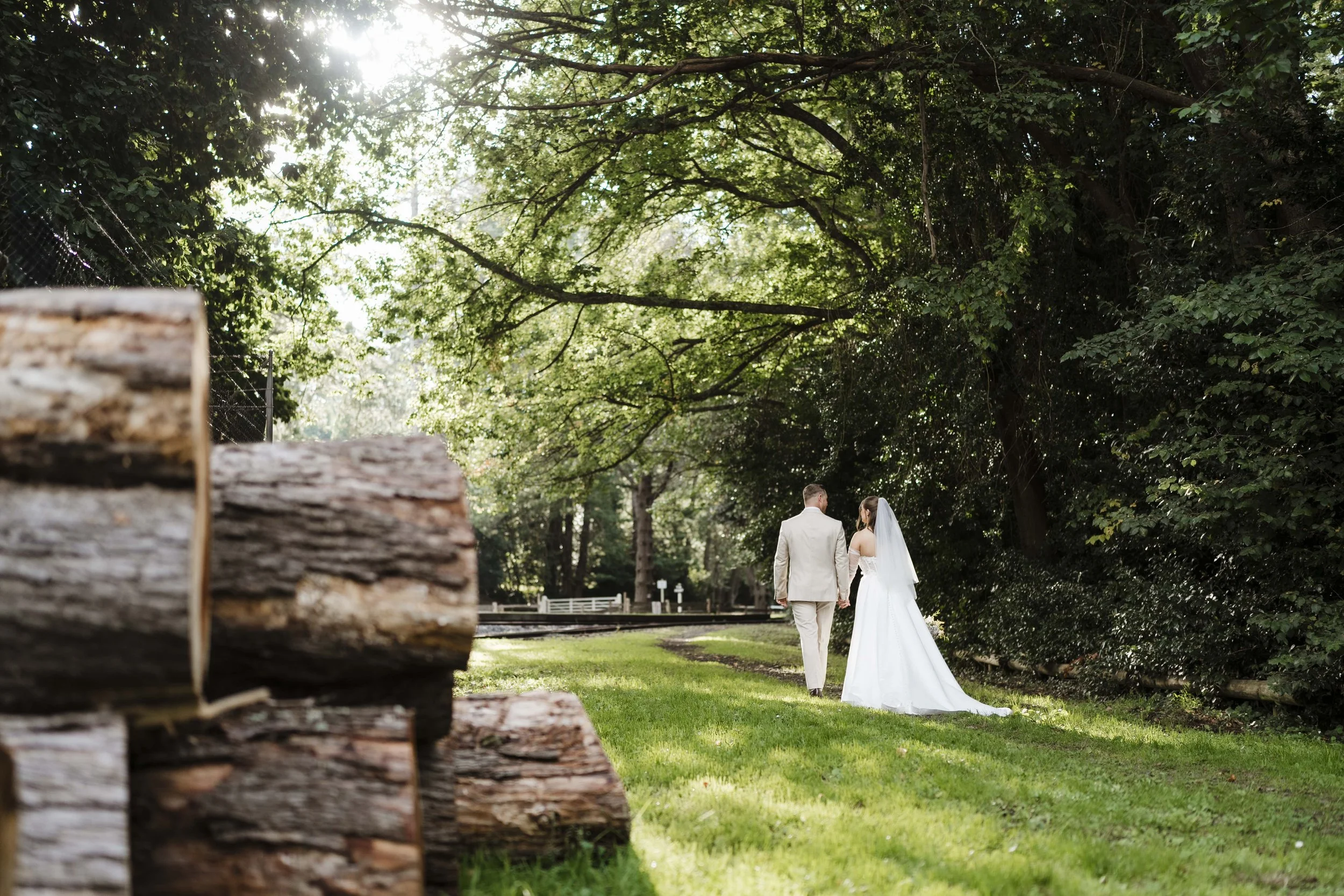 Amelia&Matthew_Highlights-155.jpg