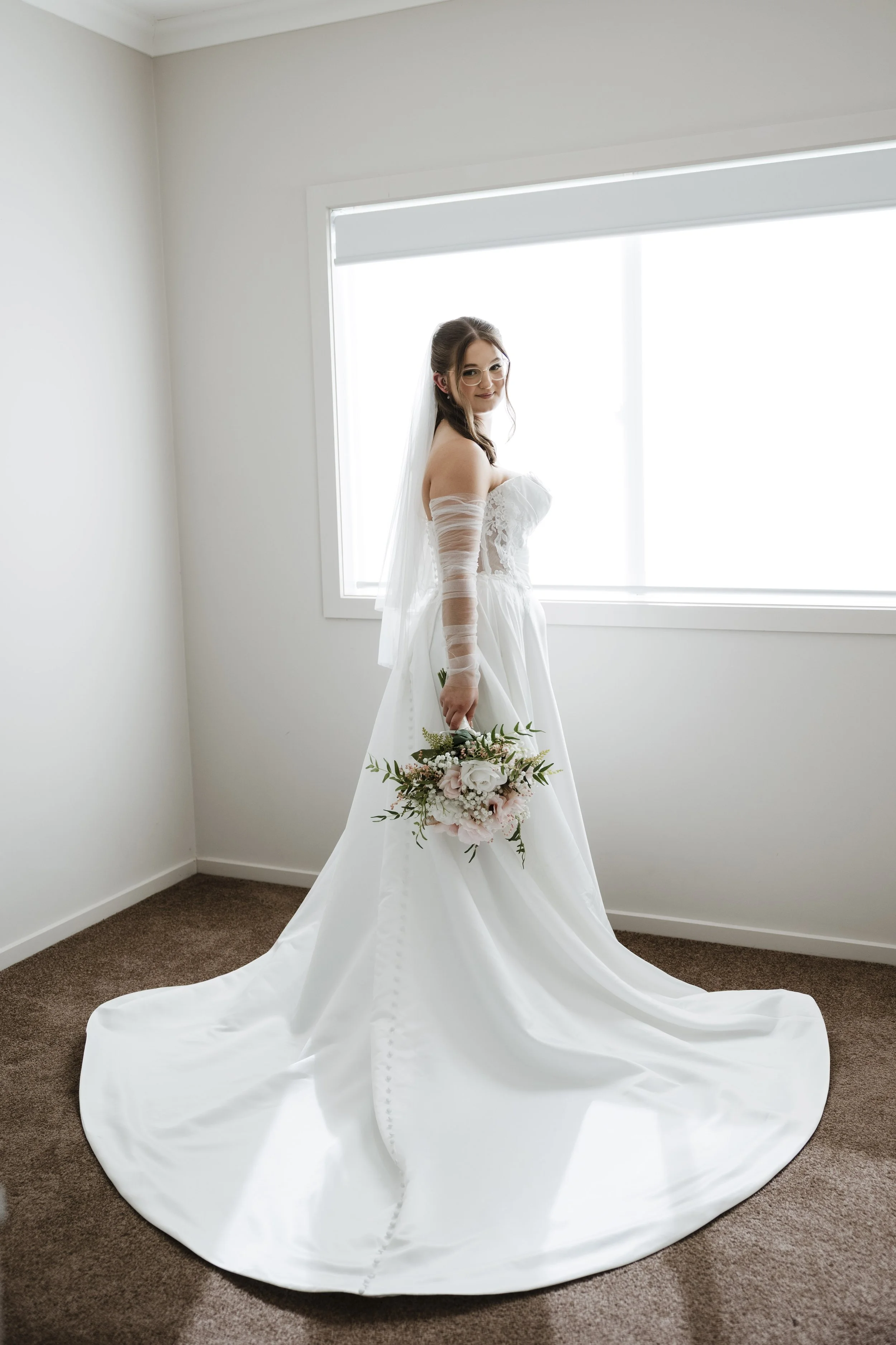 Amelia&Matthew_Highlights-70.jpg
