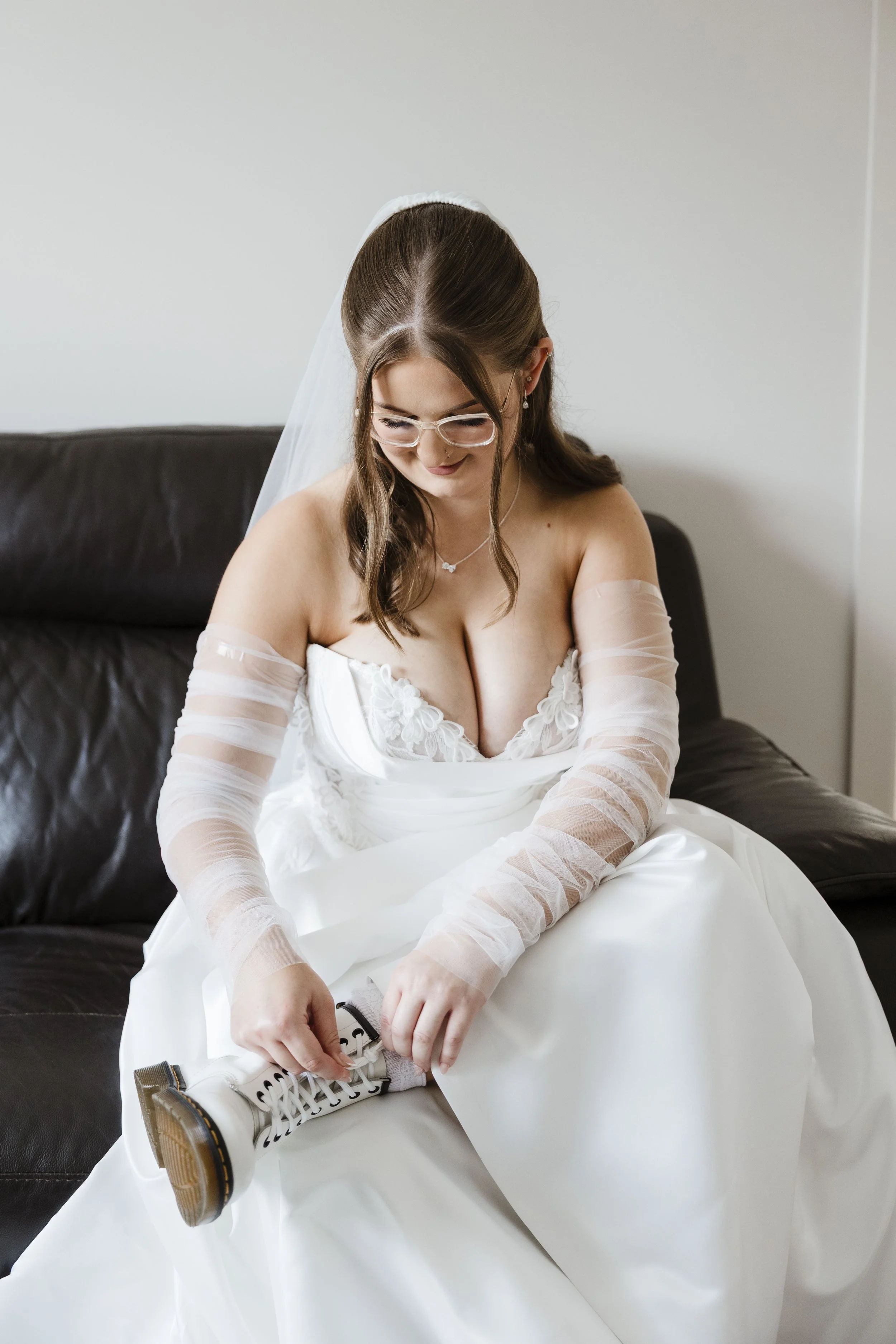 Amelia&Matthew_Highlights-66.jpg