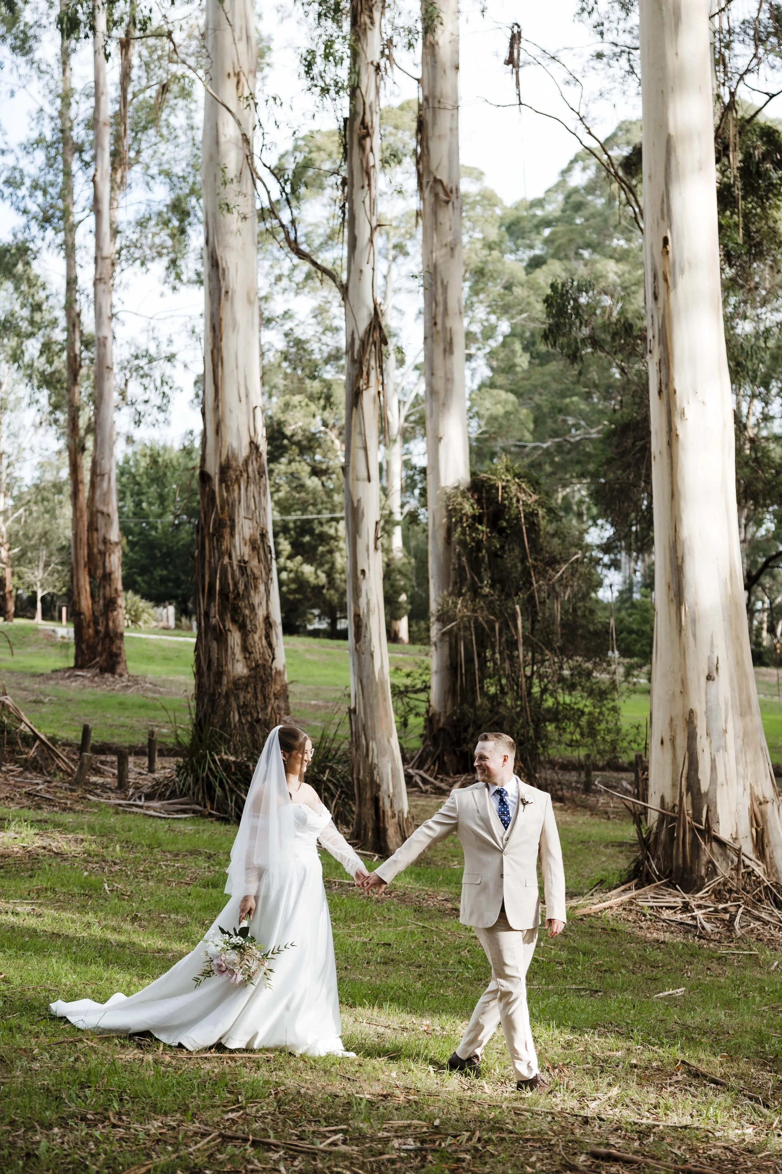 Amelia&Matthew_Highlights-194.jpg