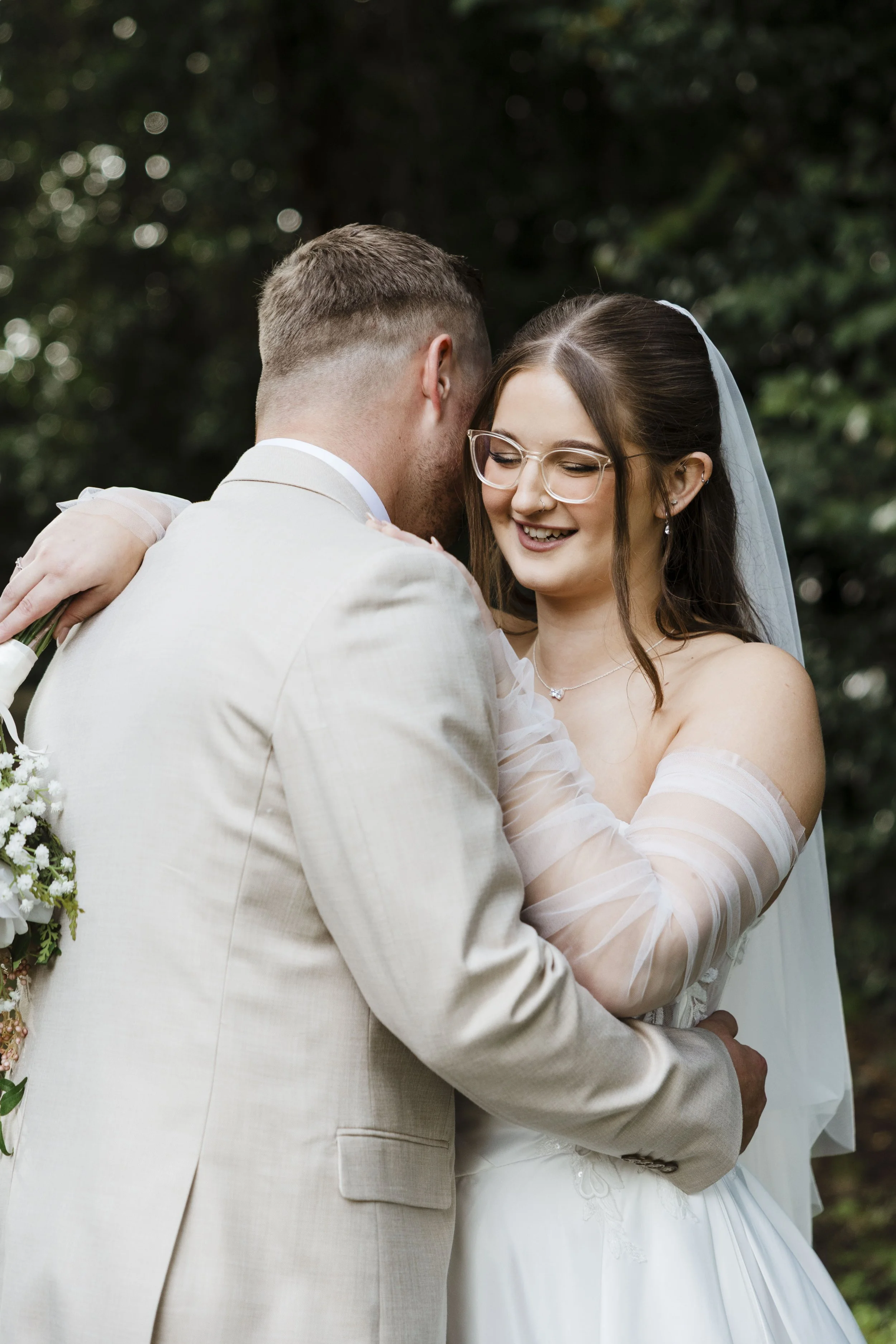 Amelia&Matthew_Highlights-143.jpg