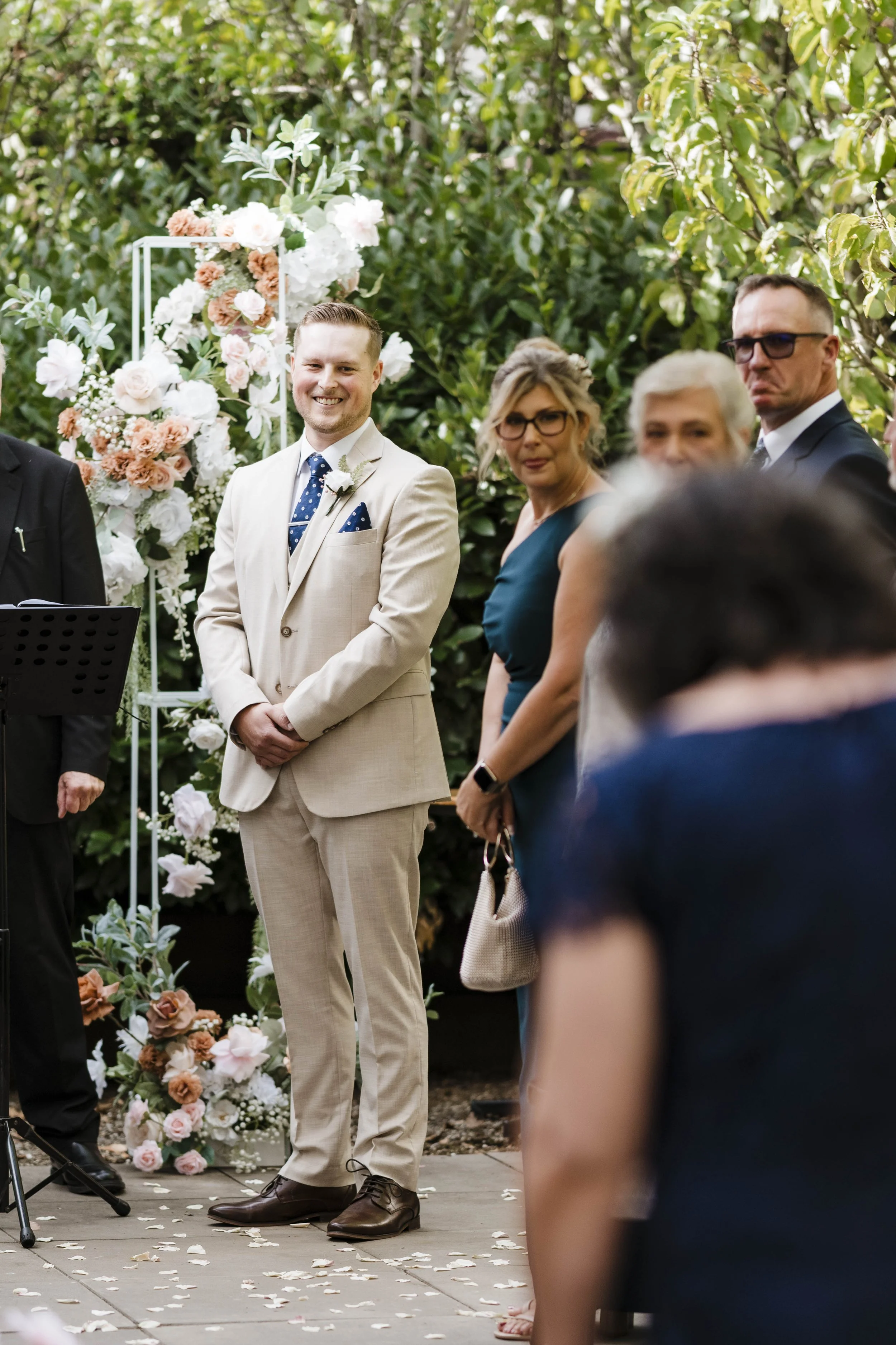 Amelia&Matthew_Highlights-90.jpg