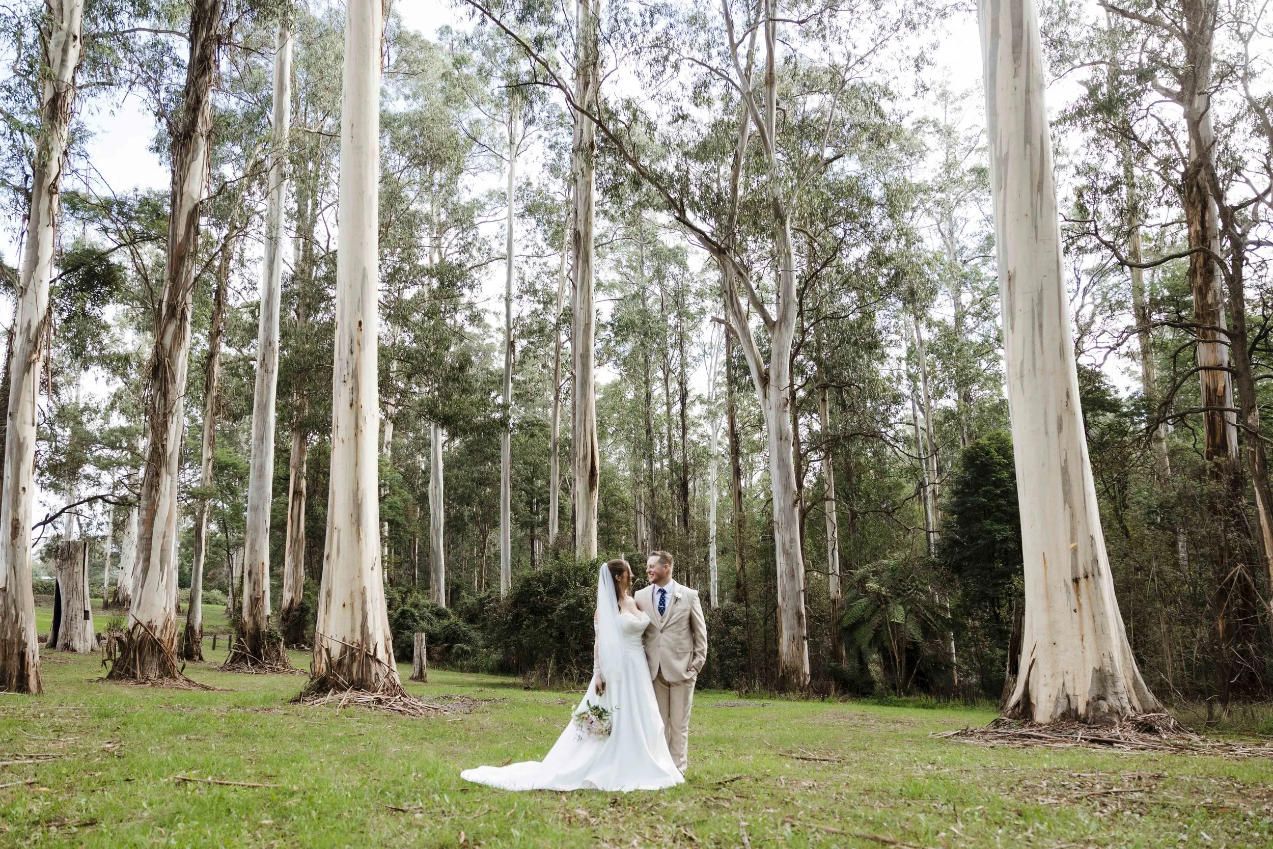 Amelia&Matthew_Highlights-191.jpg