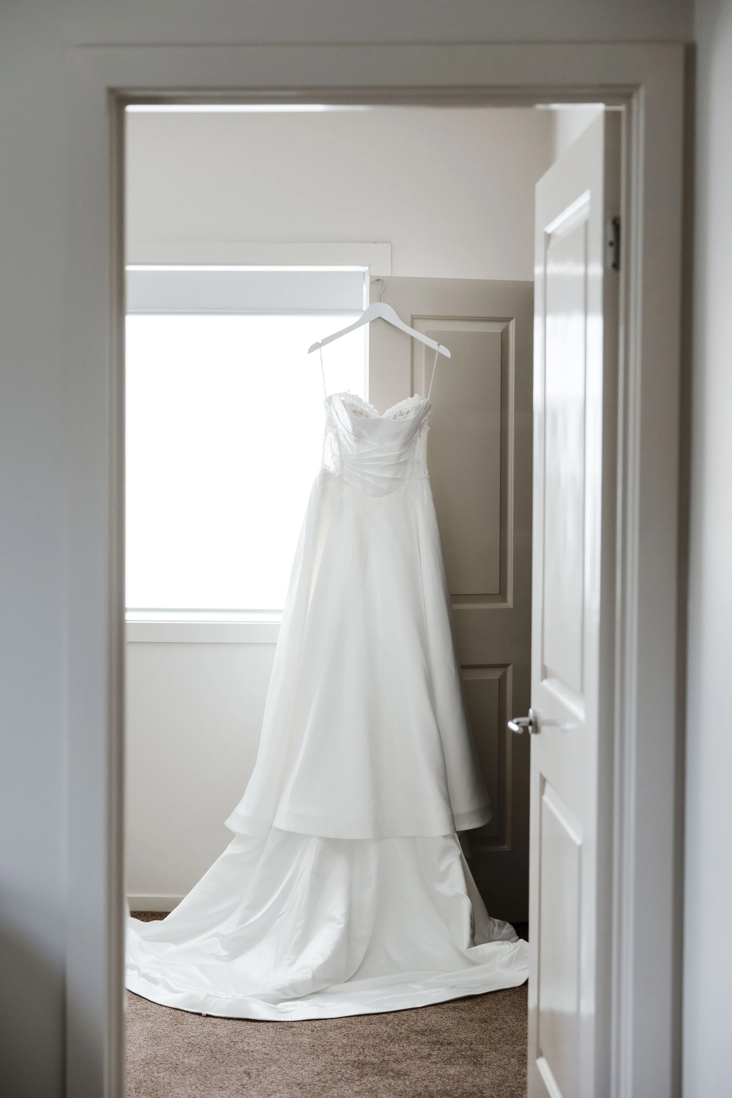 Amelia&Matthew_Highlights-11.jpg