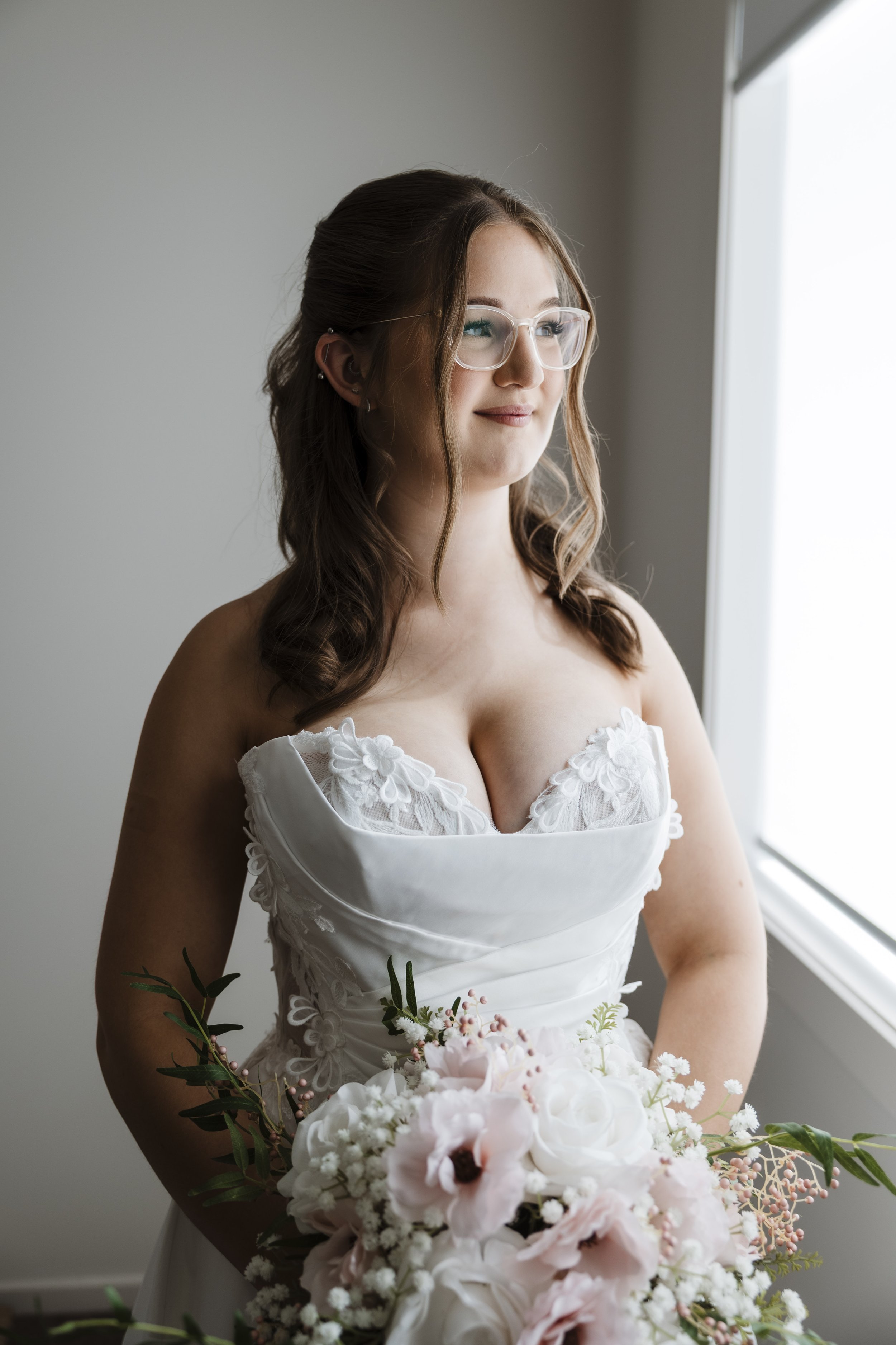 Amelia&Matthew_Highlights-52.jpg
