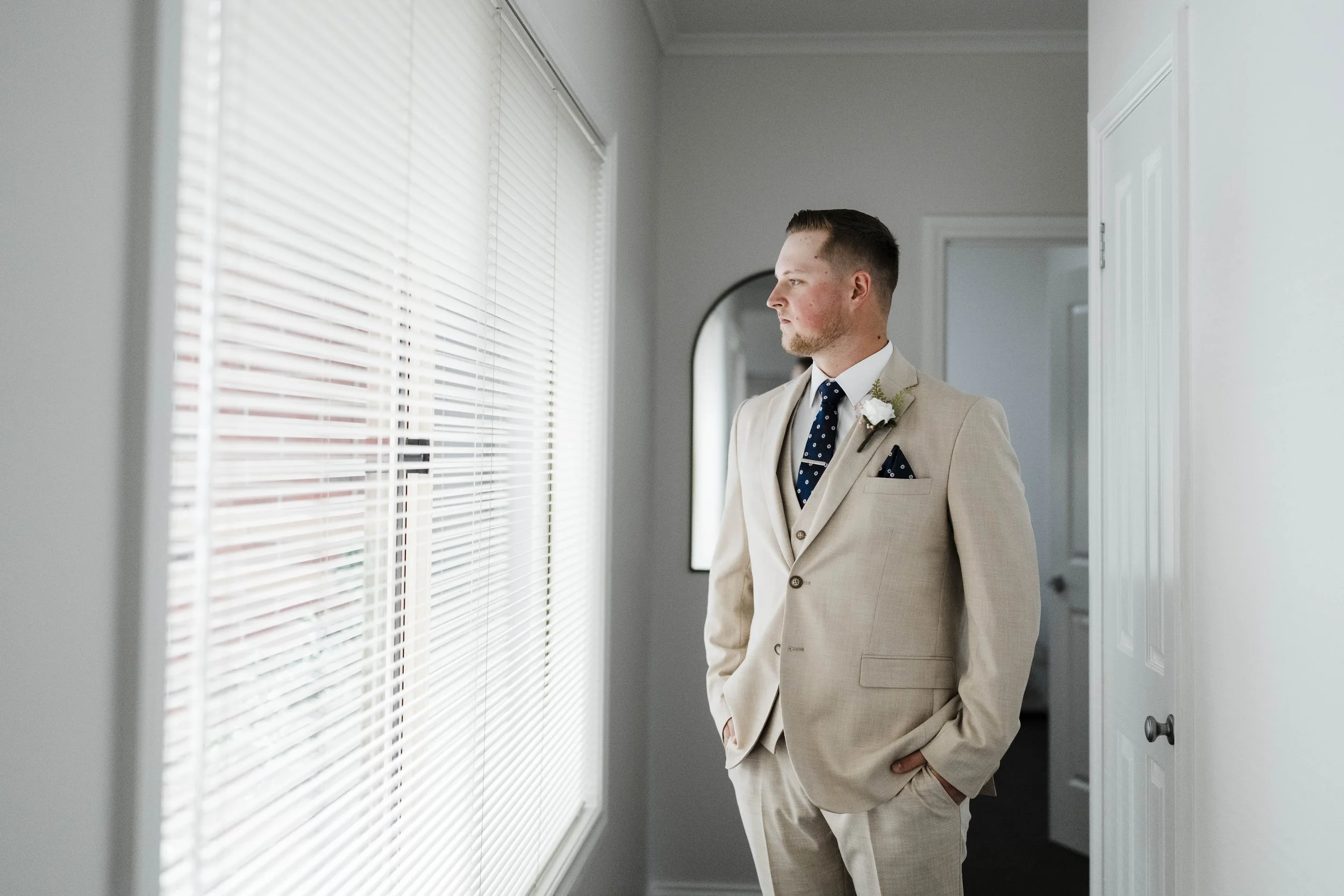 Amelia&Matthew_Highlights-42.jpg