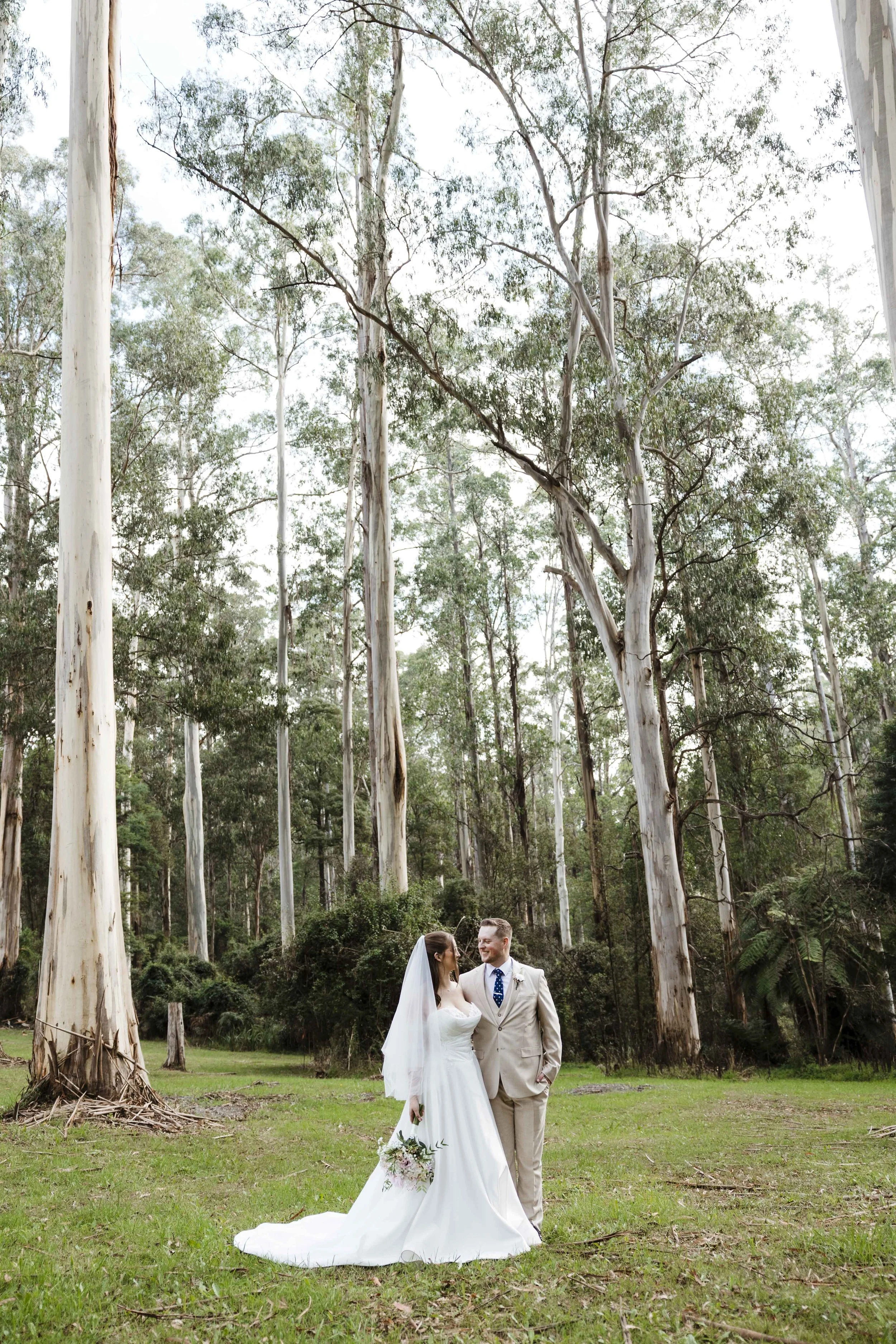 Amelia&Matthew_Highlights-190.jpg