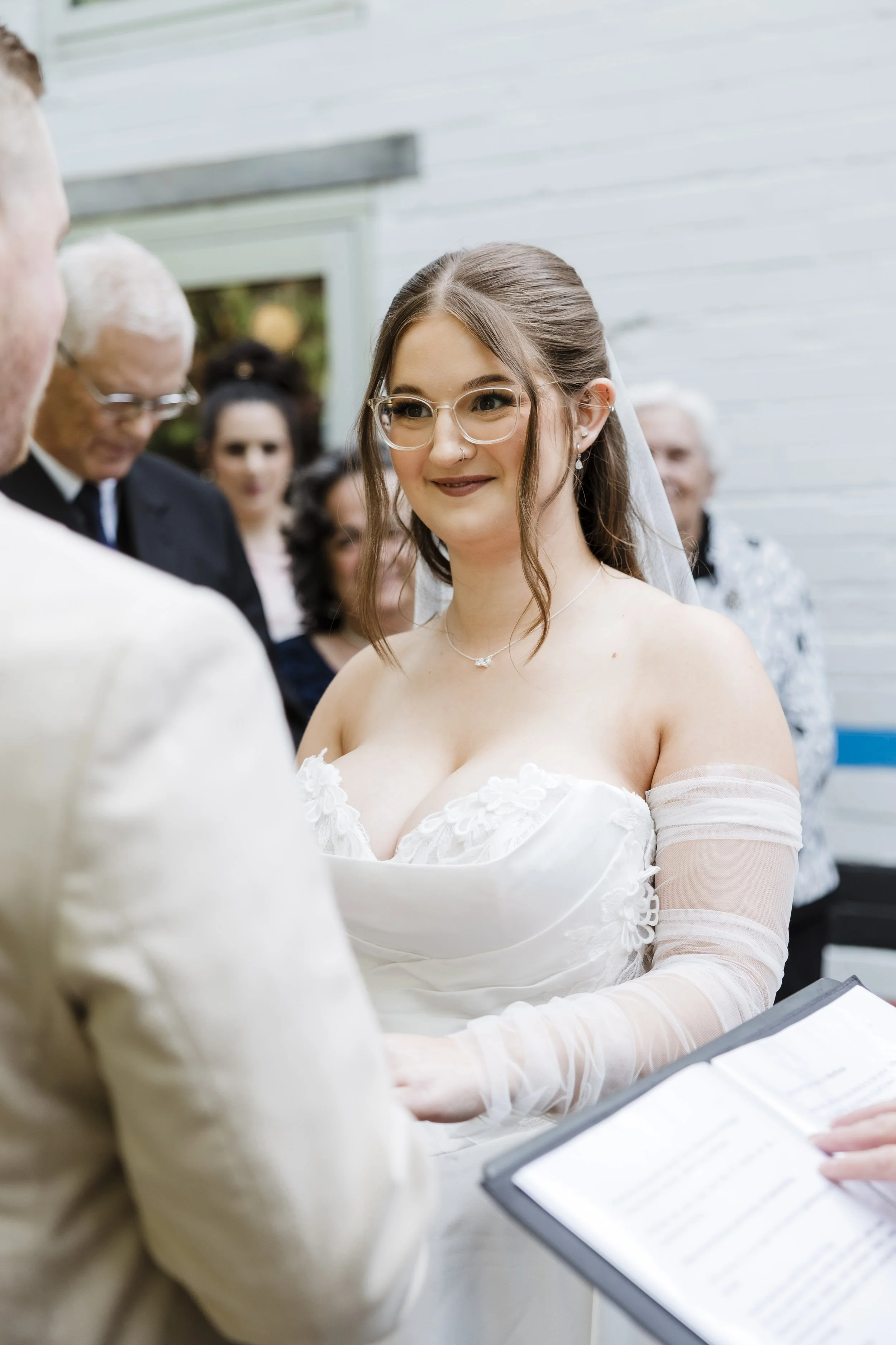 Amelia&Matthew_Highlights-98.jpg