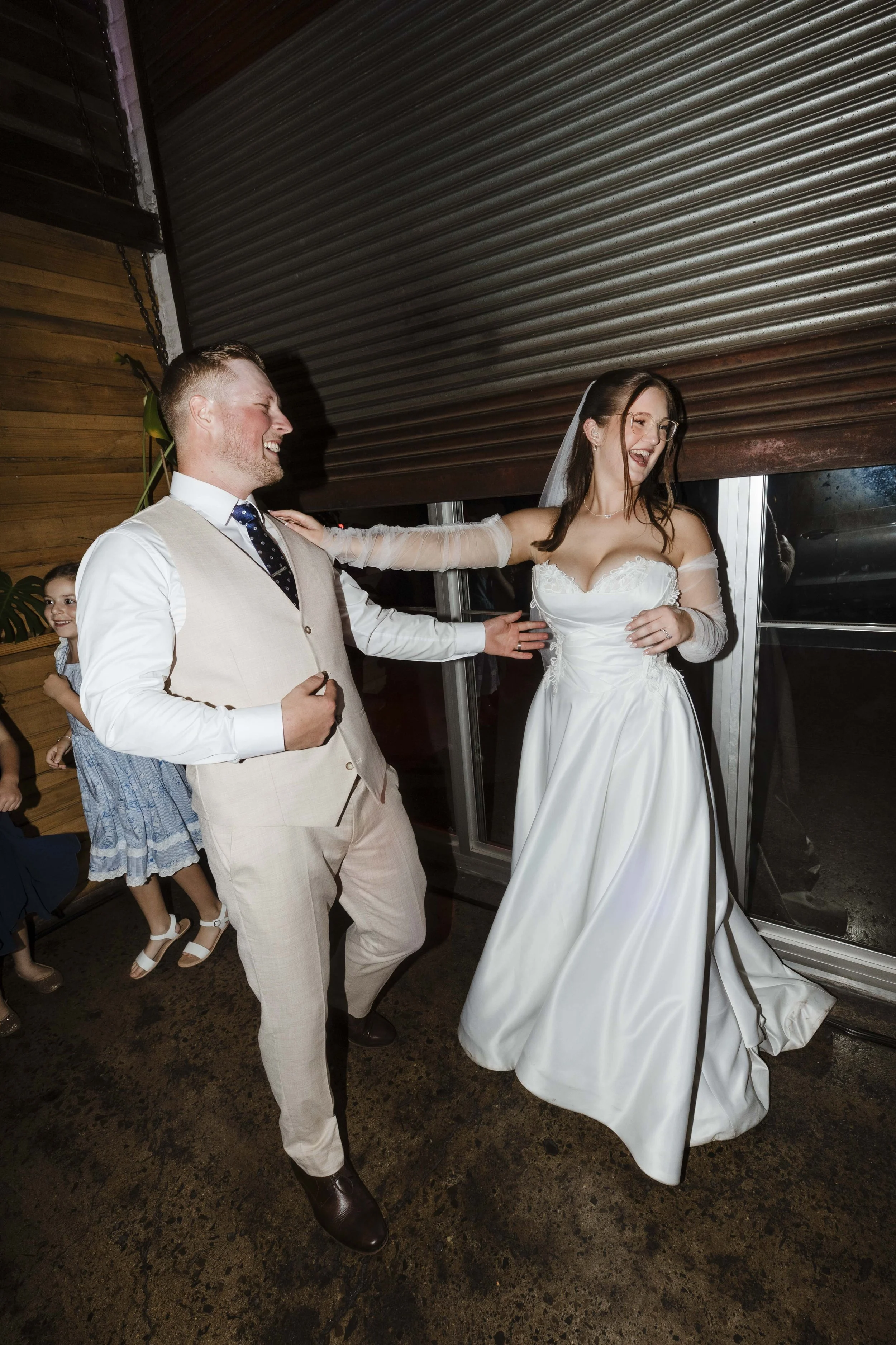 Amelia&Matthew_Highlights-277.jpg
