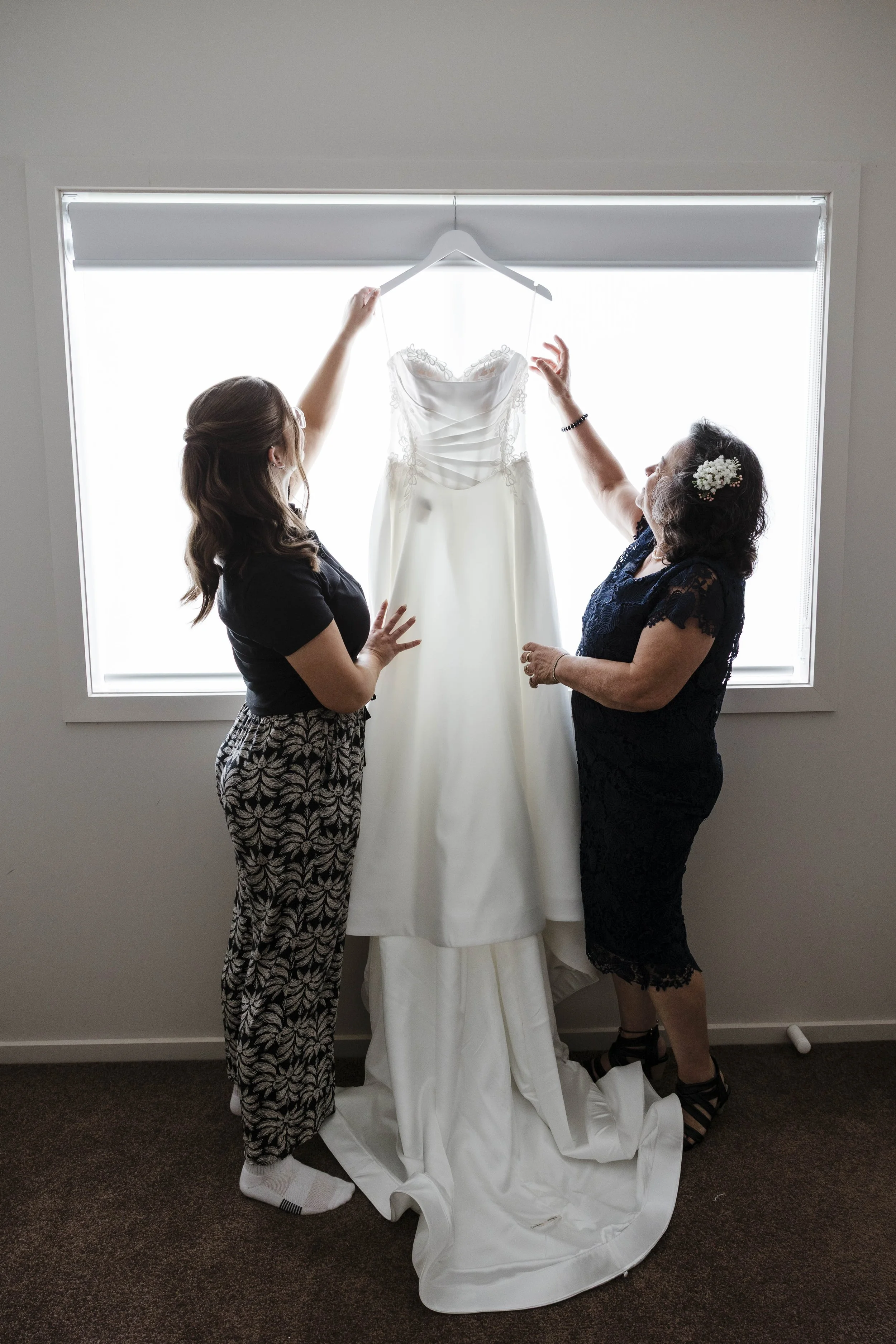 Amelia&Matthew_Highlights-21.jpg
