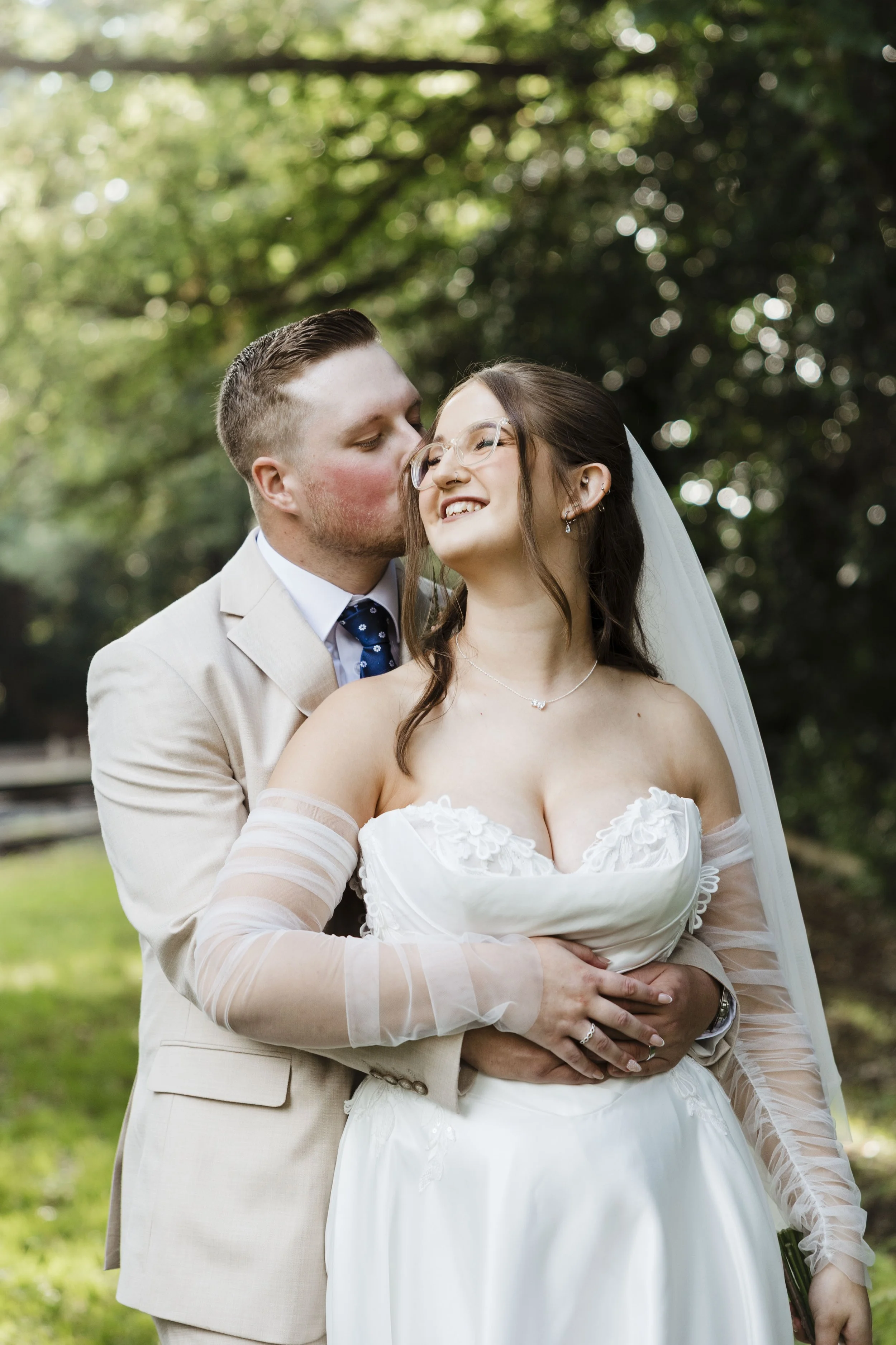 Amelia&Matthew_Highlights-149.jpg
