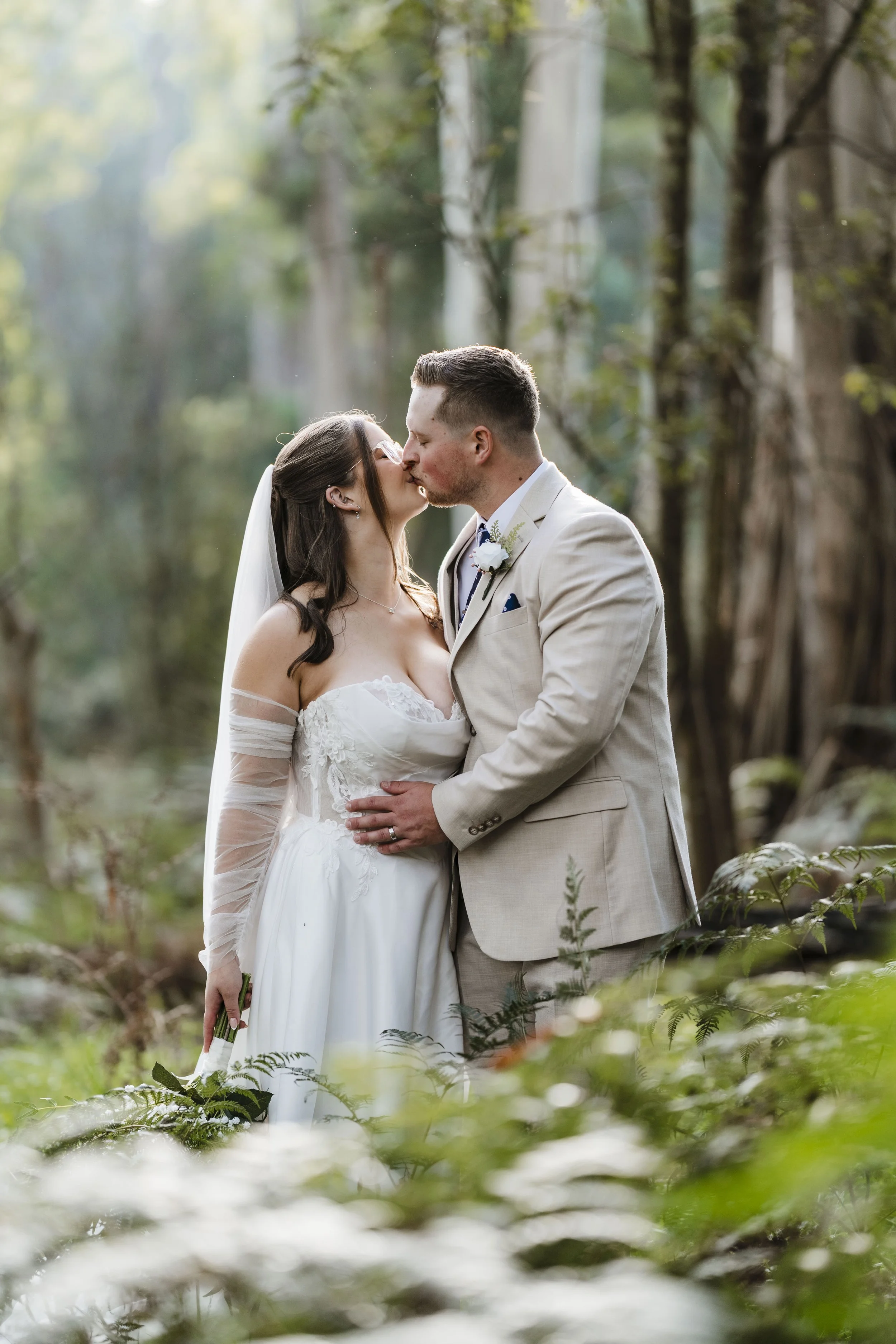 Amelia&Matthew_Highlights-210.jpg