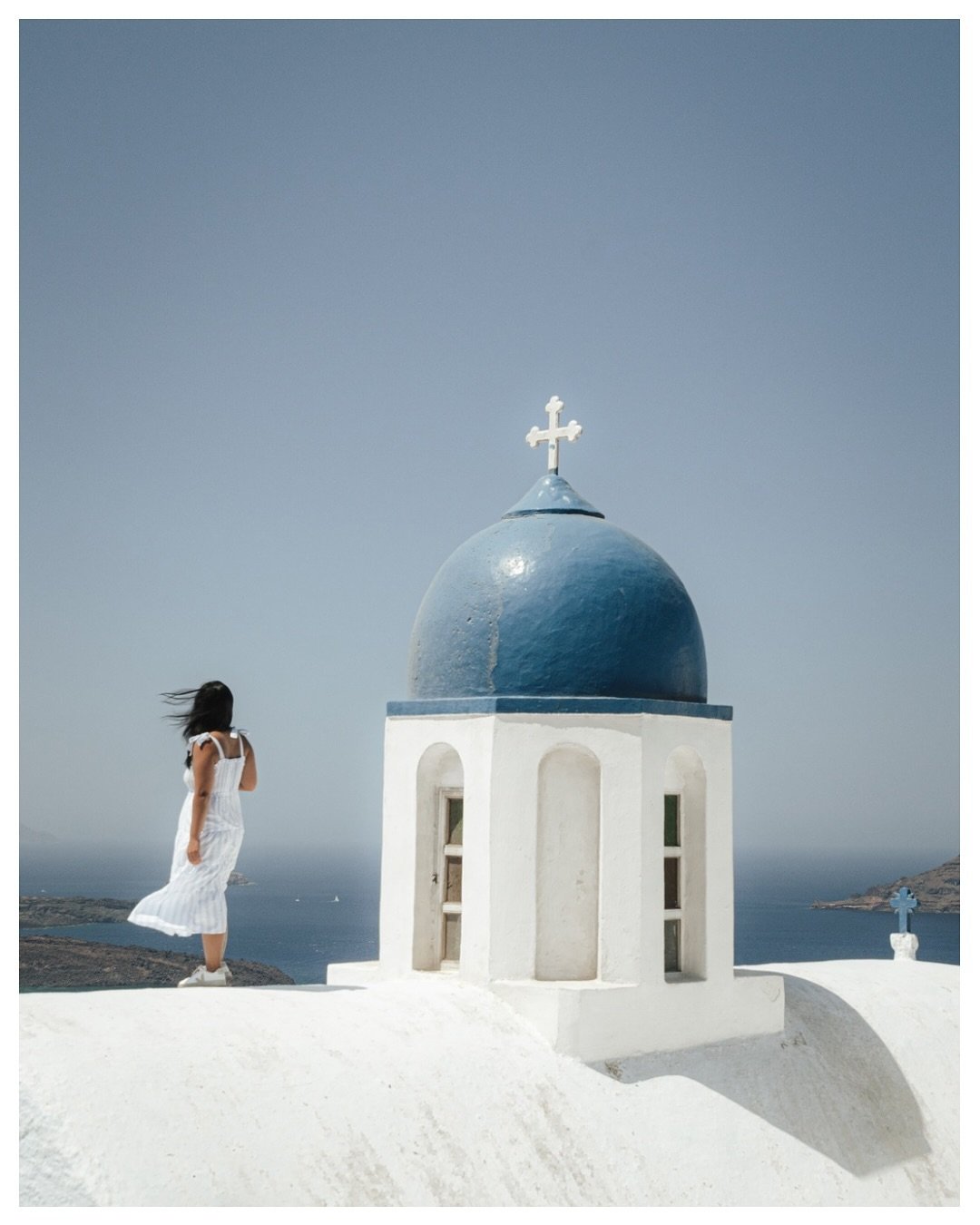 Santorini summer 🇬🇷

Deep Mediterranean blues against white Cycladic stone&mdash;even in the blistering heat, these views were undeniably breathtaking 🥰