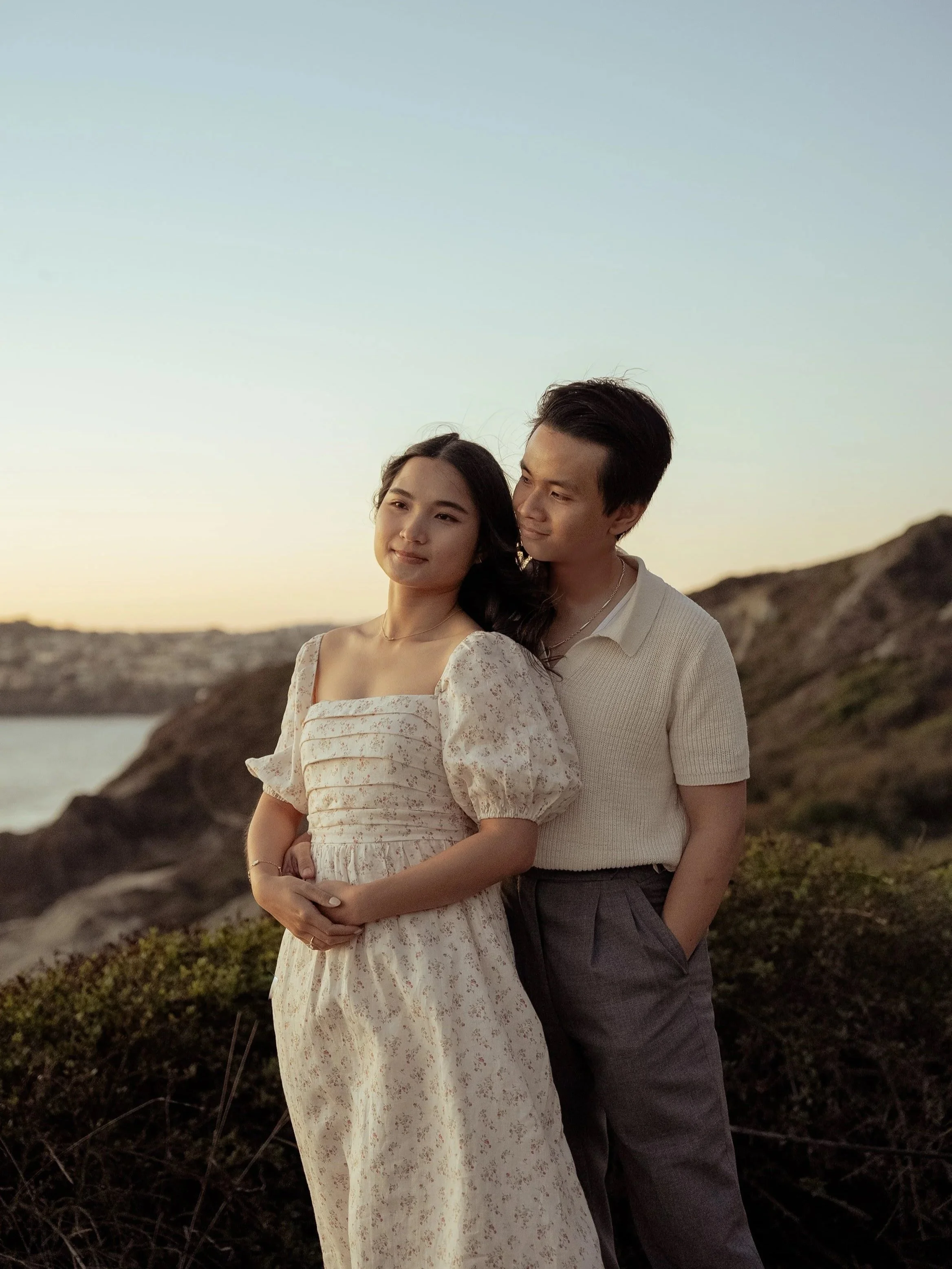 San Francisco Batteries to Bluffs Trail sunset engagement photoshoot