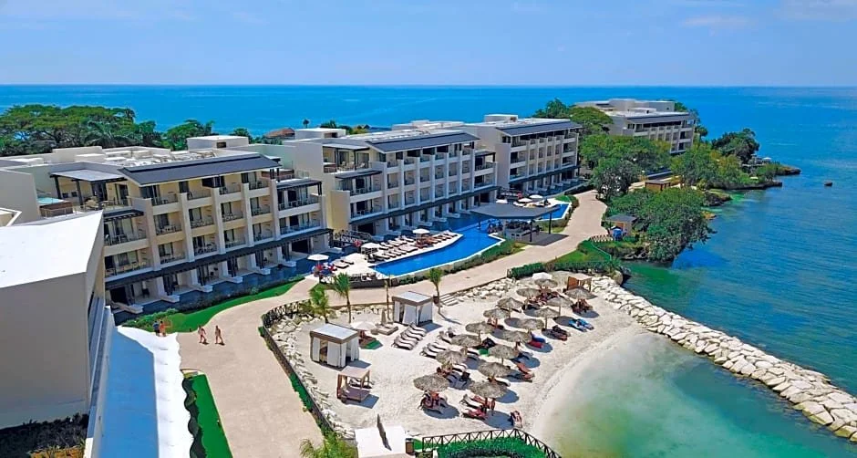 6280d380c3c2f329e52c834435743a5439d1d870.jfif