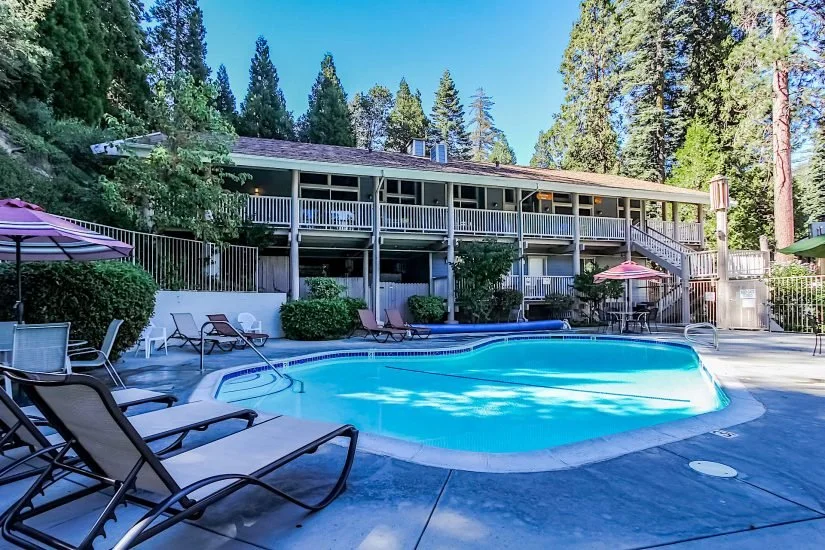 lake-arrowhead-chalets-15-825x550.jpg