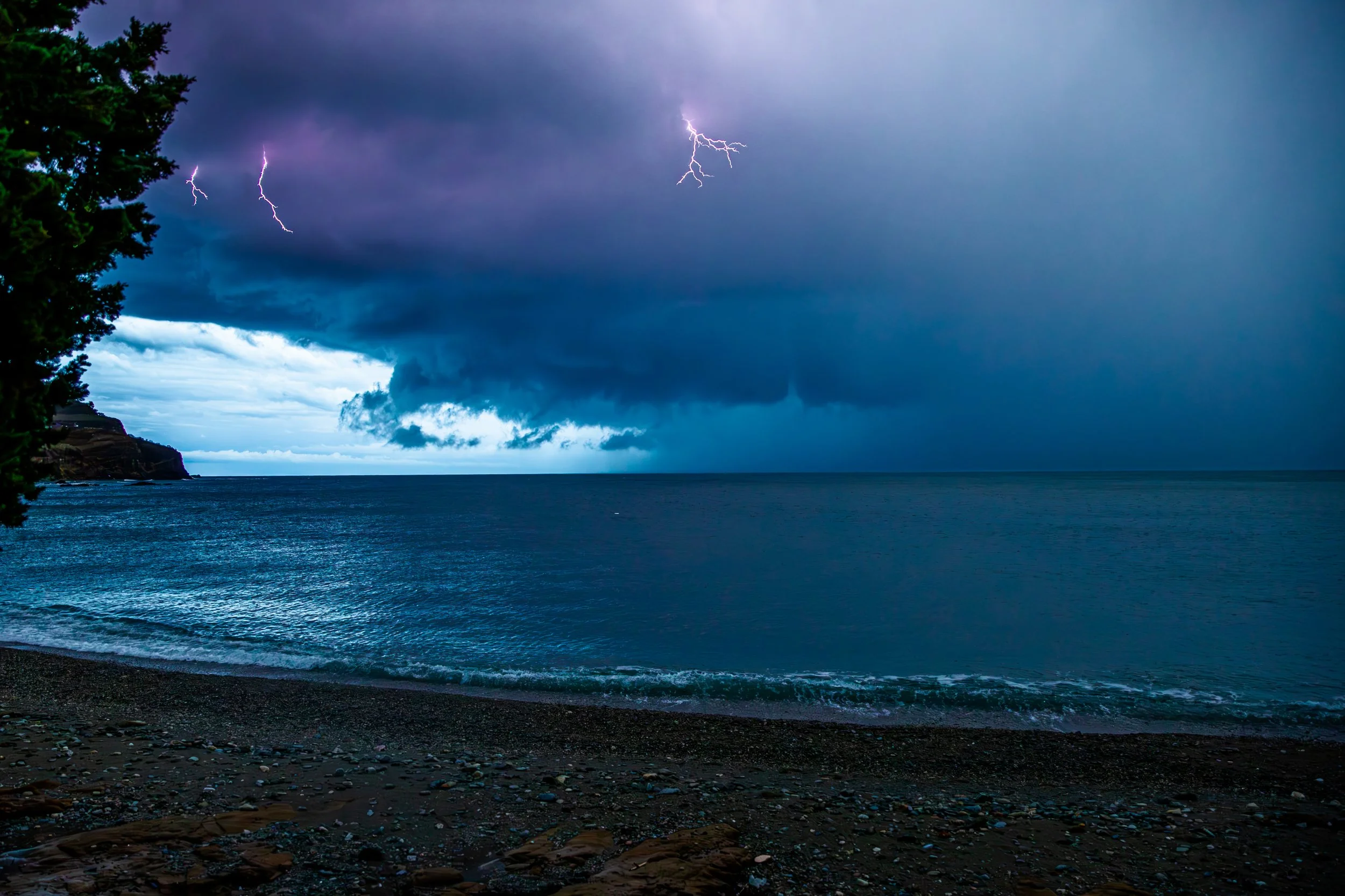 Blue Thunderstorms -8.jpg