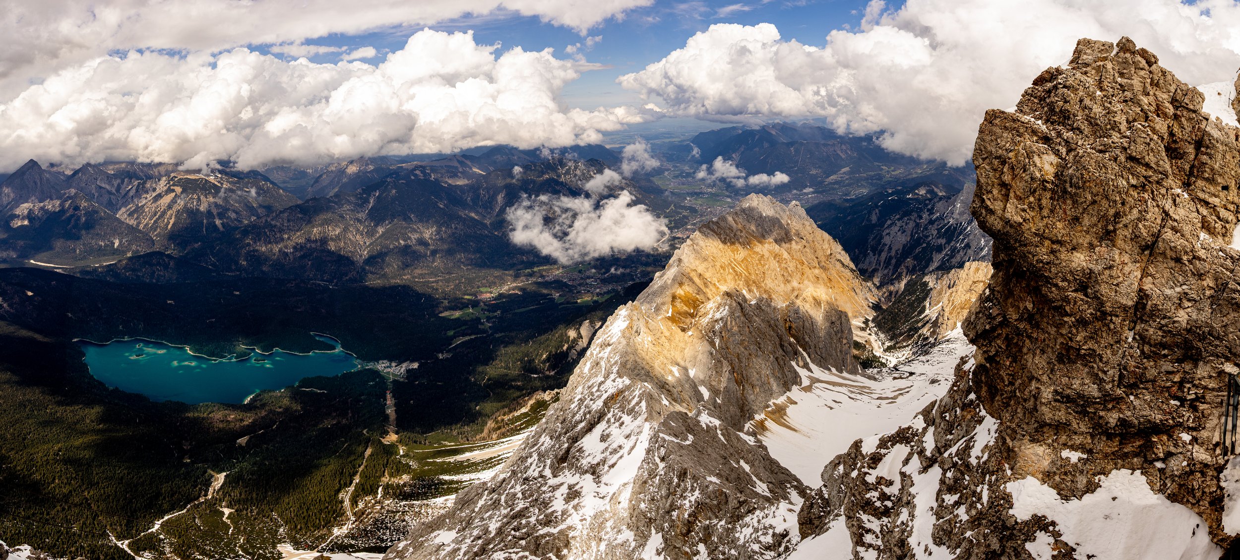 Zugspitze224-Pano.jpg