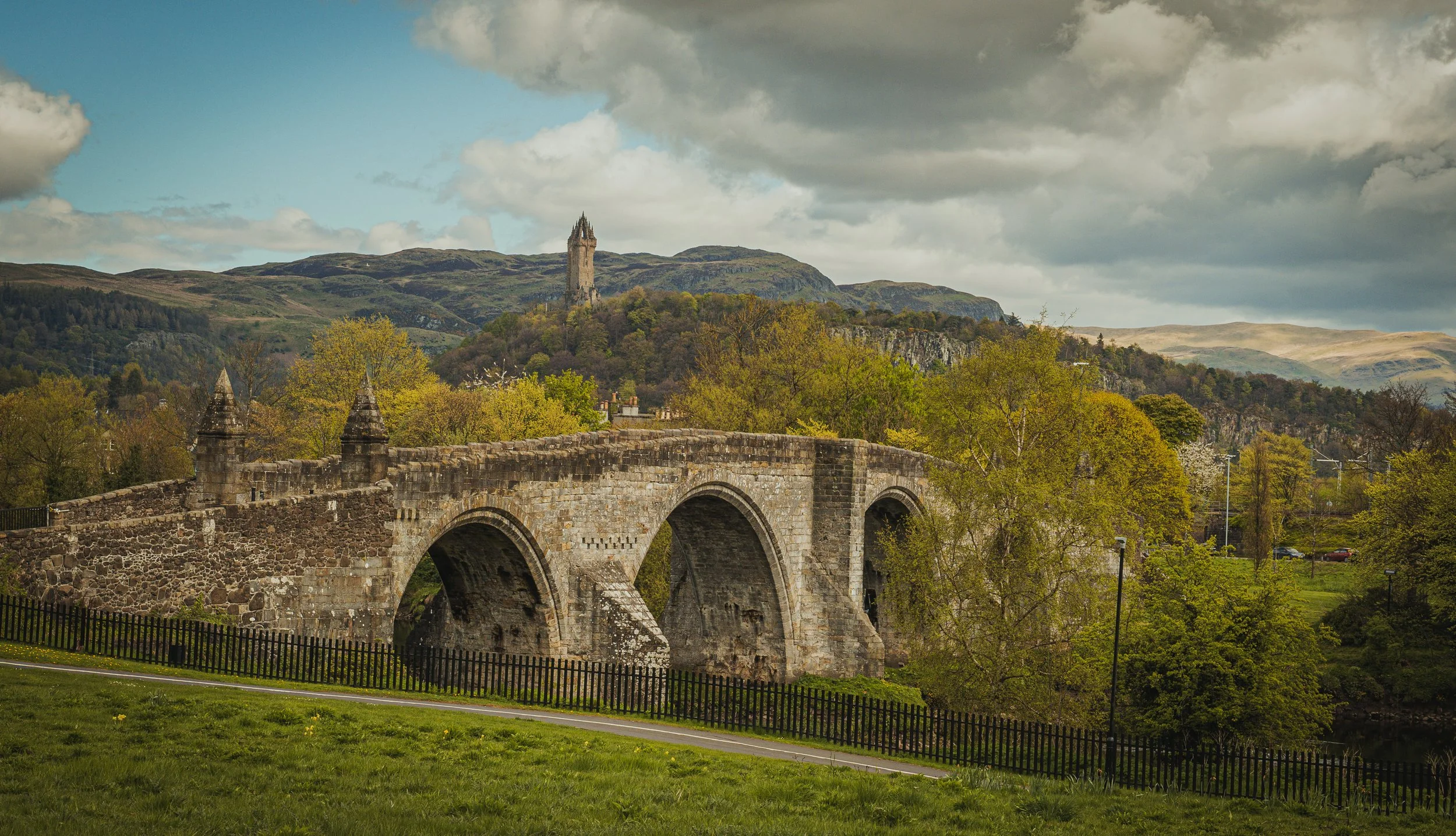 Stirling Bridge far.jpg
