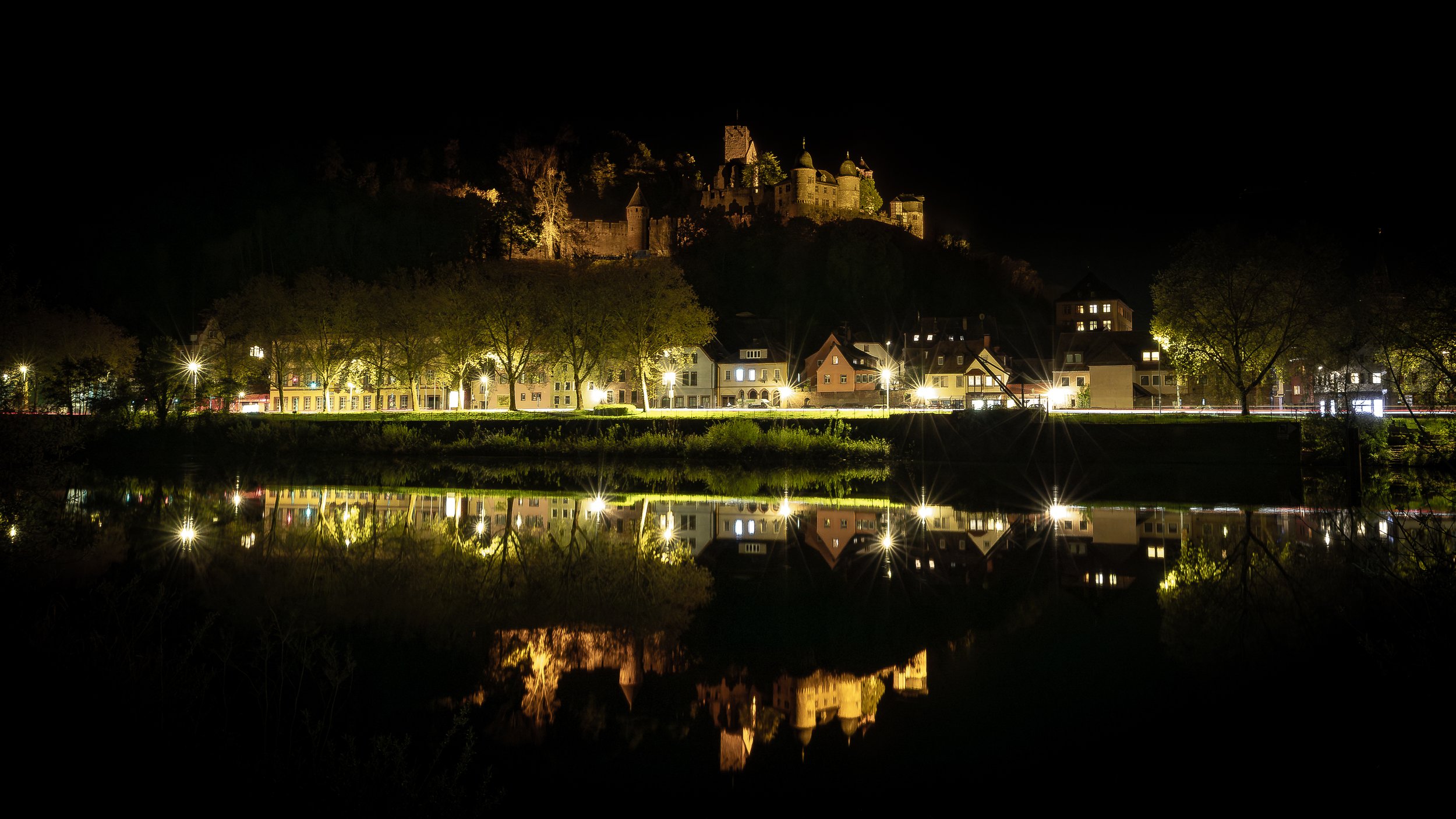 Werthiem Castle.jpg