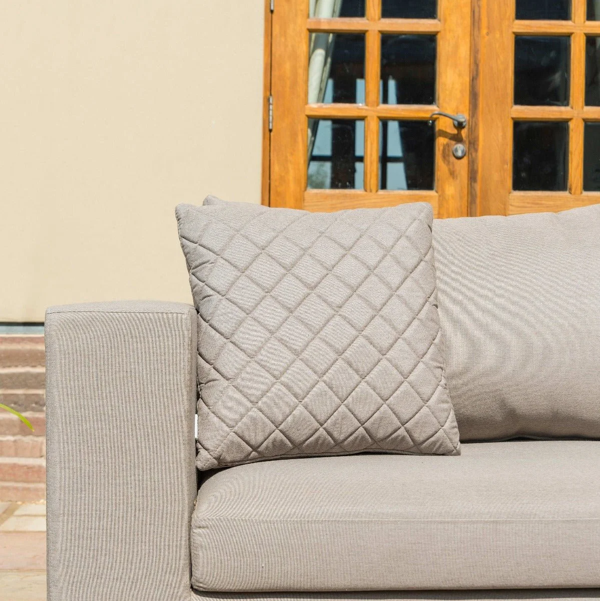 sqego-b-_also-ember_-corner-sofa-_taupe_-_dsc_0354.jpg