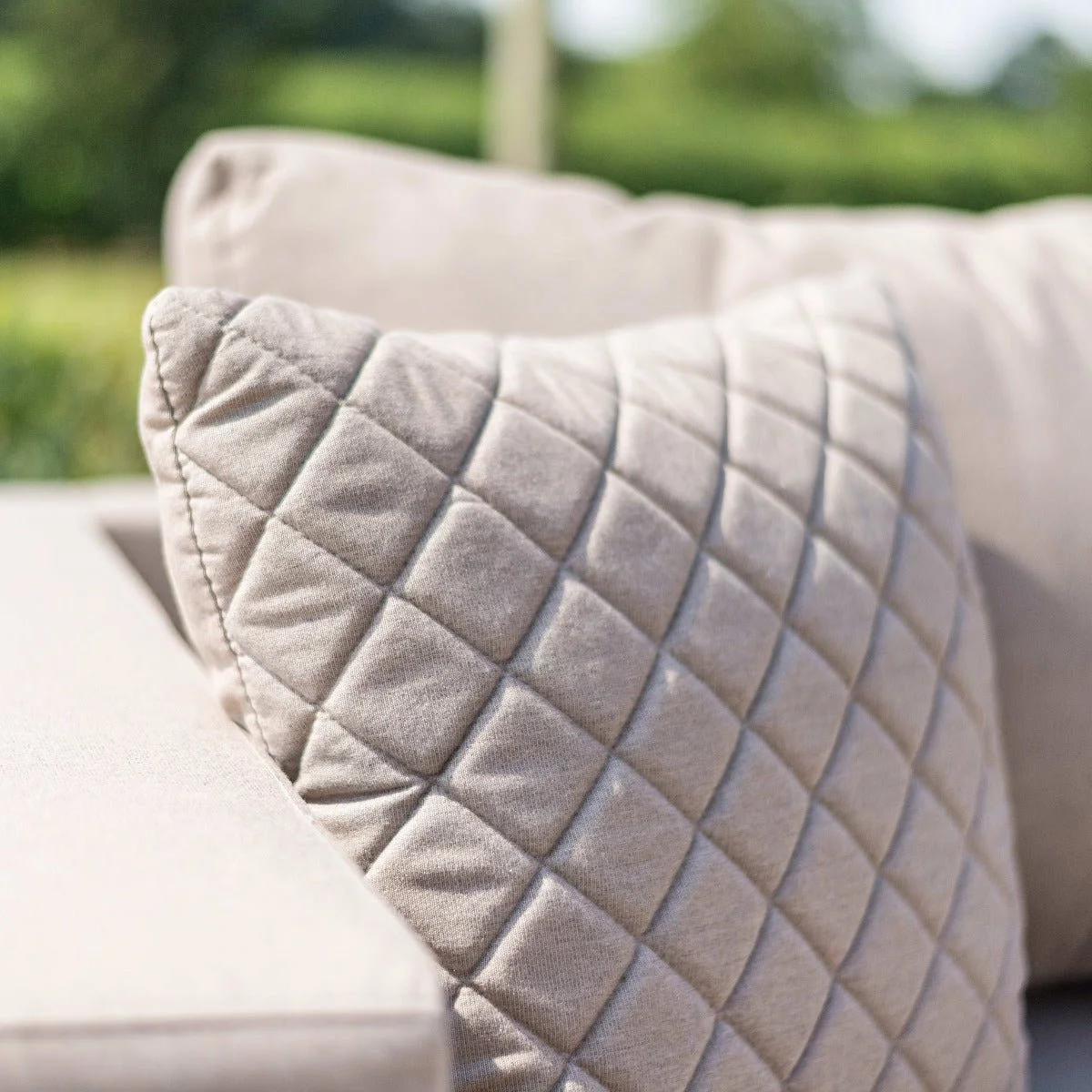 qsqego-b-_also-ember_-2-seat-sofa-set-_taupe_-_dsc_0495.jpg