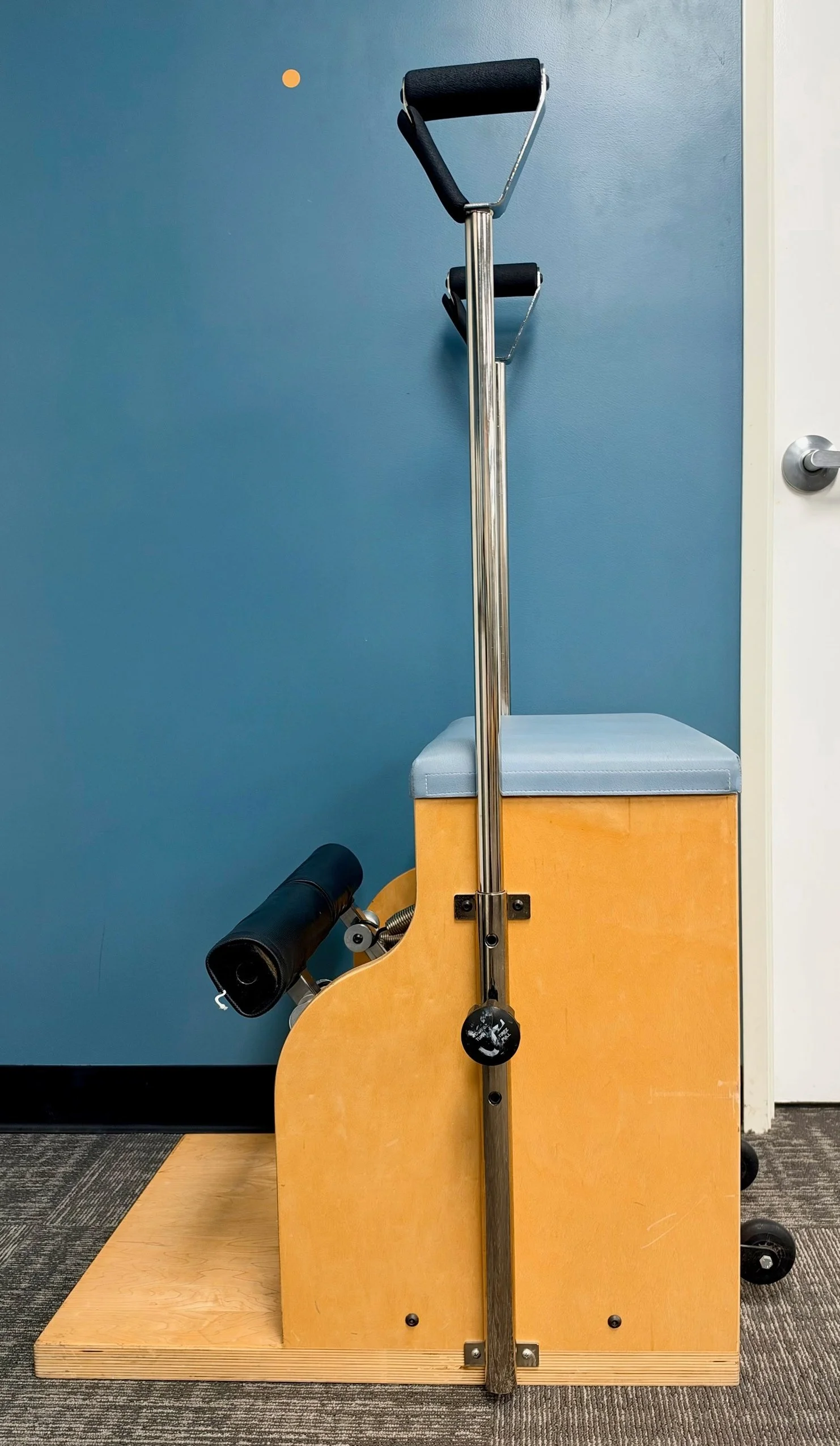 johnacombochair4.jpg