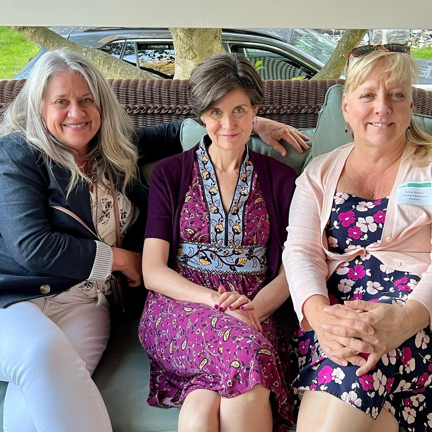 I was happy to sit and chat with two of my favorite friends last night after the @sberkchamber After Hours gathering hosted by Arienti + Klepetar at @saintjamesplacegb Old Blue Rectory (next to the performing arts space). L - R Cherri Sanes of @extra