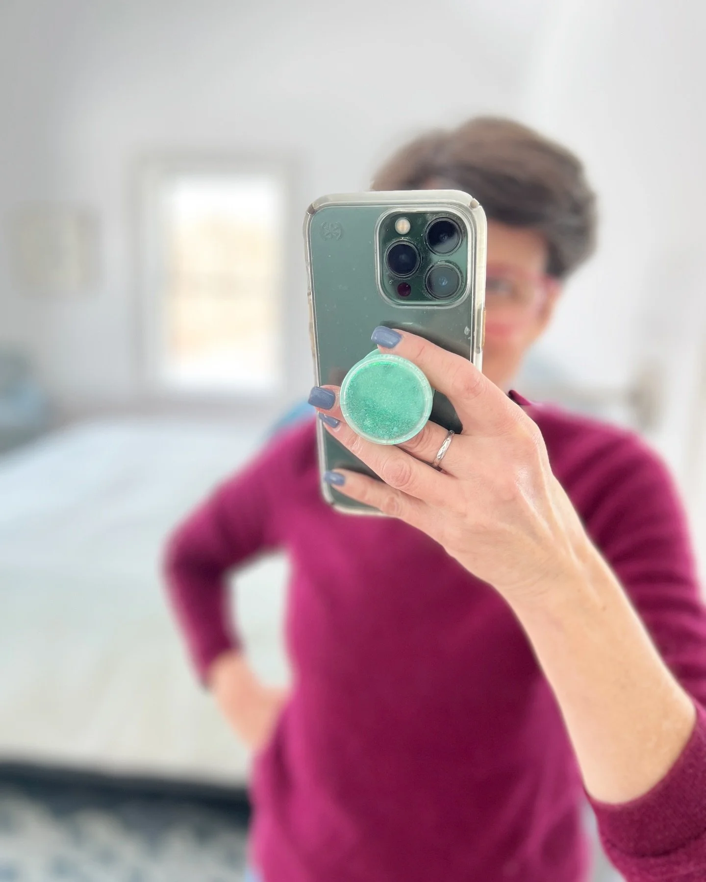 One of my favorite #socialmedialife benefits—going to gorgeous homes to take video and photos for socials. @stagedryte #dawnlovessocial #intheberkshires #somebodysgottadoit