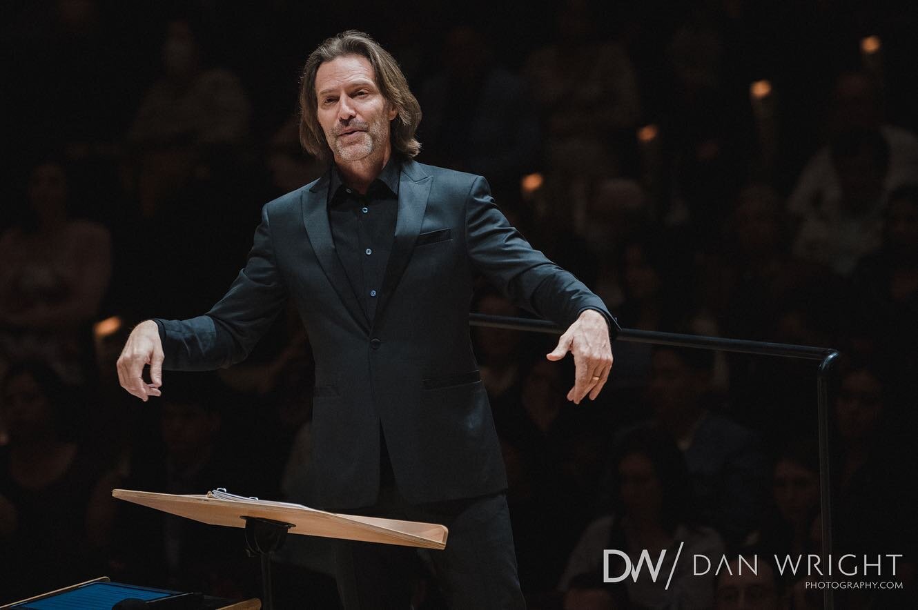 Capturing the heart and soul of Eric Whitacre's unforgettable concert at David Geffen Hall 🎶✨#EricWhitacre #ConcertPhotography #DavidGeffenHall #LincolnCenter #NYCMusicScene #LiveMusicNYC #ChoirMusic #TheSacredVeil #ClassicalMusic #NewYorkCity #Musi