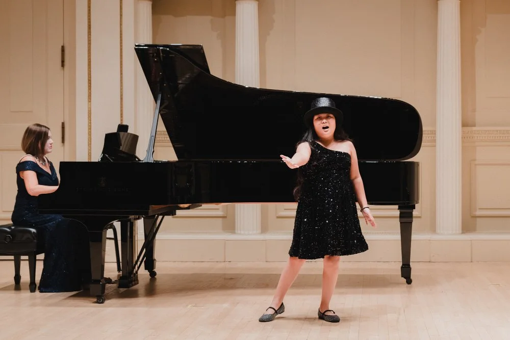 Some standout moments from the @allegroacademy and @thebayridgeschoolofmusic concerts at @carnegiehall. It&rsquo;s always a privilege to capture young performers shining on stage at Weill Recital Hall.

#AllegroMusicAndDanceAcademy #BayRidgeSchoolOfM