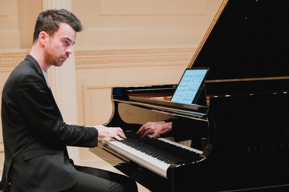 Some of my favorites from ROmerican Avant-Garde at @carnegiehall with @dinumihailescu and @philippeboaron

#carnegiehall #dinumihailescu #philippeboaron #dwphotony #classicalpiano #weillrecitalhall