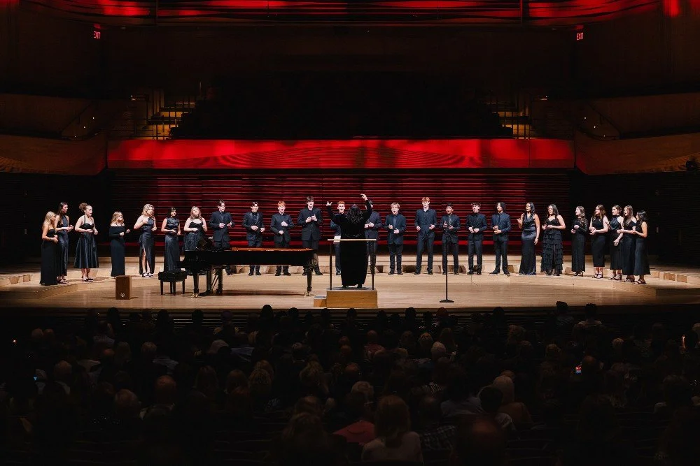germantown_legacy, conducted by Jordan Langworthy. @dciny Vocal Colors at @lincolncenter

#dwphotony #lincolncenter #davidgeffenhall #dcinyconcerts #vocalcolors #choralphotography #choirmusic #nycchoral