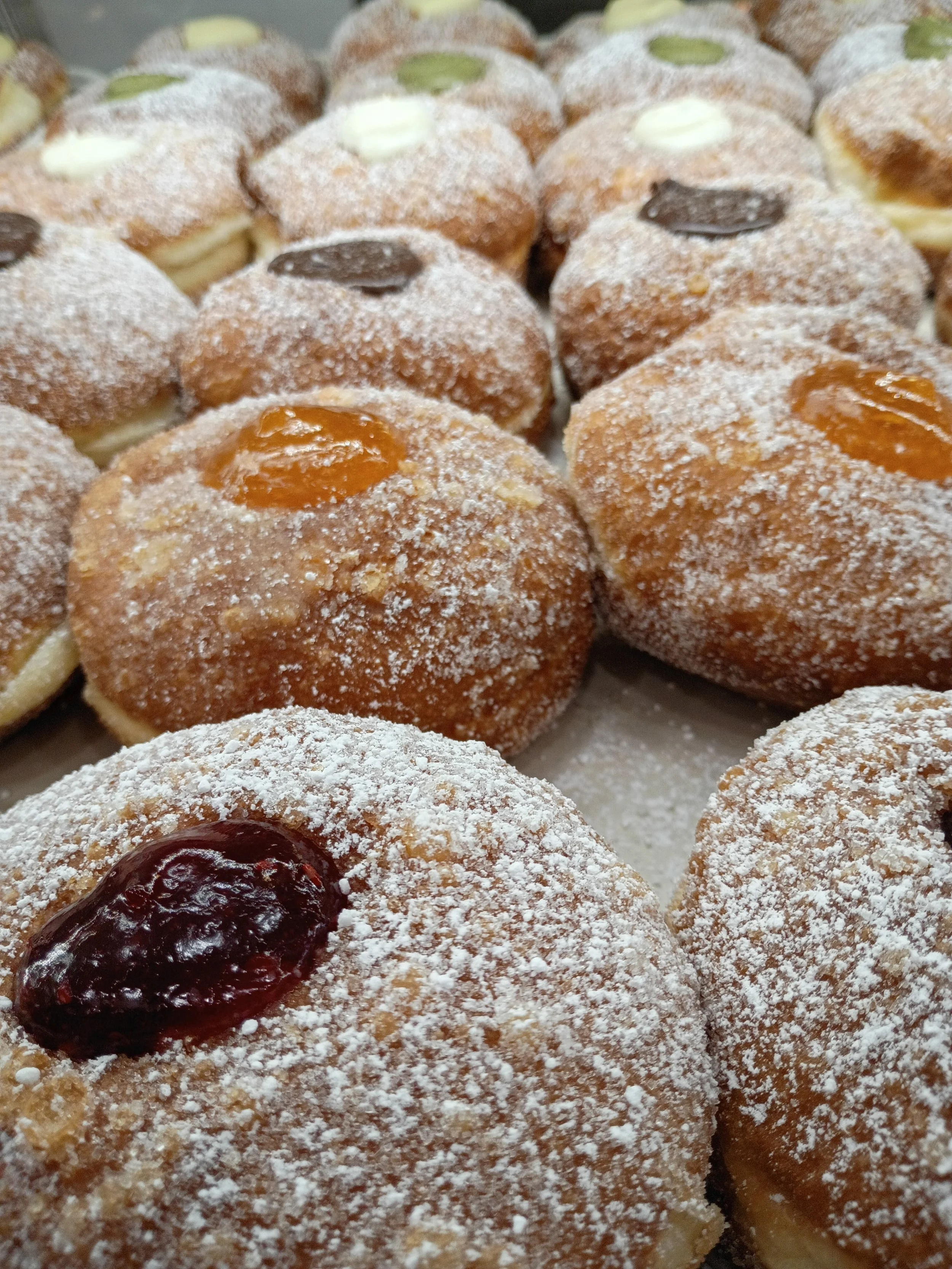 Berry Jam Bombolone