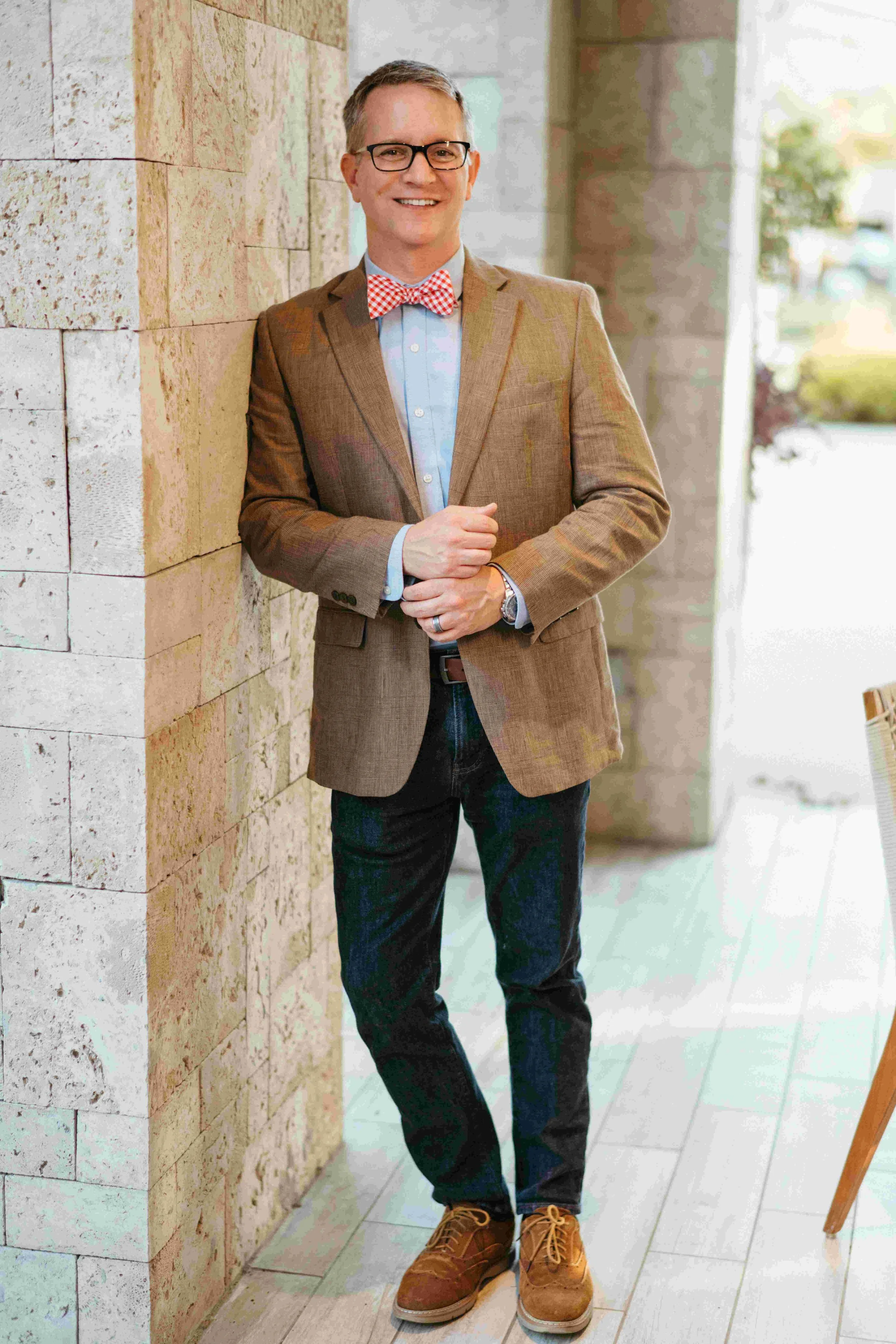 Central Florida Ceremony Officiant Headshot at Mission Inn