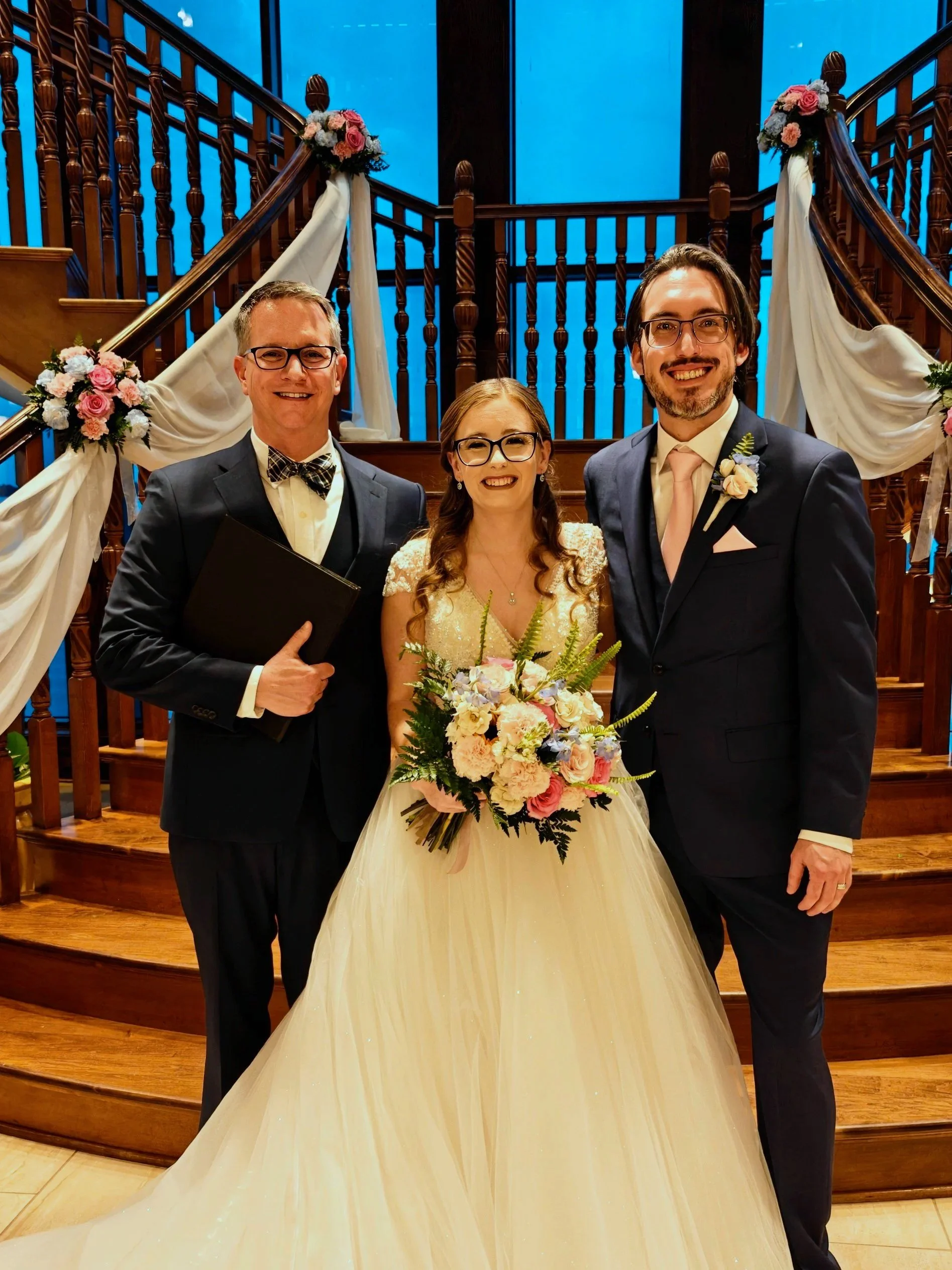 Guy Thee Wed married this couple in a customized ceremony at Pavilion on the Lake in Tavares, Florida