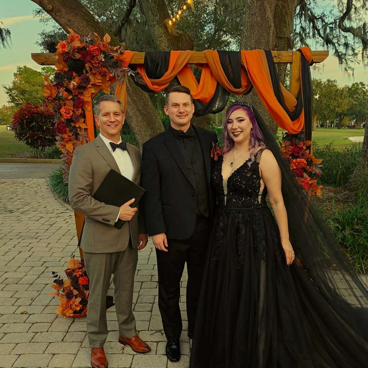 Guy performs a Halloween themed wedding at Historic Dubsdread Golf Course in Orlando, Florida