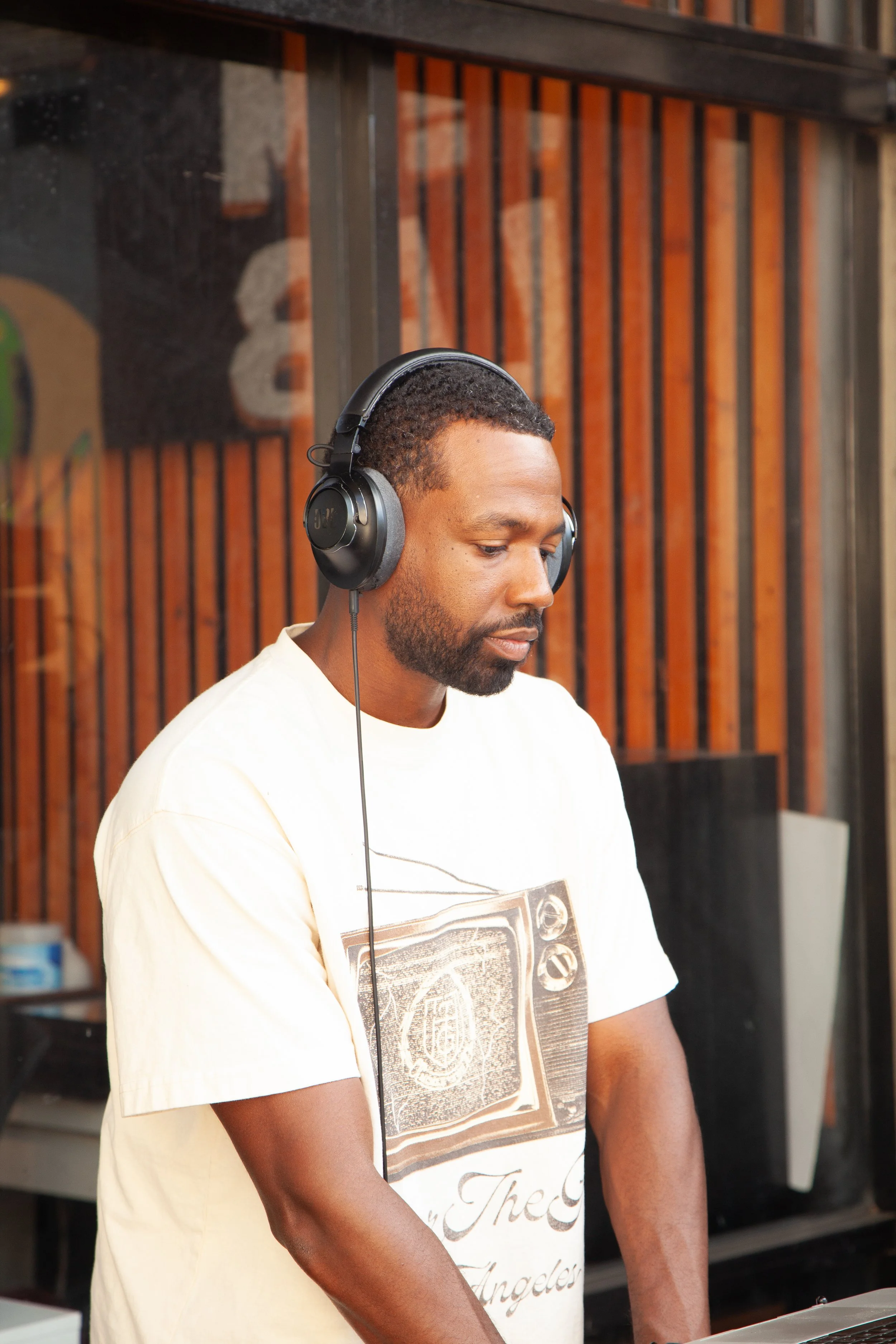 Boundless Echos Opening-76.jpg