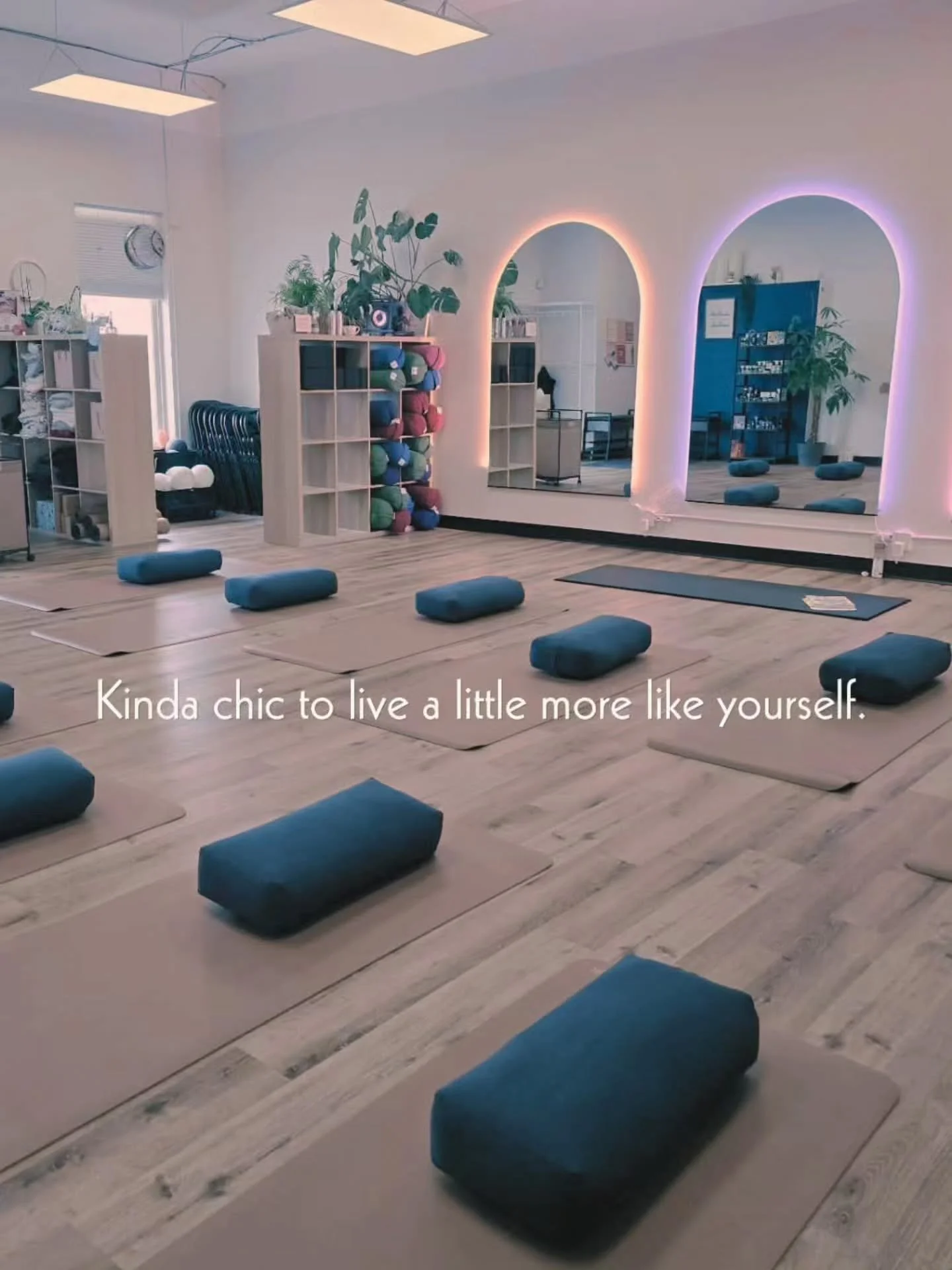 Kinda chic to live a little more like yourself.
Inner Light Healing Collective

Kinda chic to move your body because it feels good.
Not because you need to fix it.

Kinda chic to rest without earning it first.
Yes.

You are allowed to lie down. 🫶

K