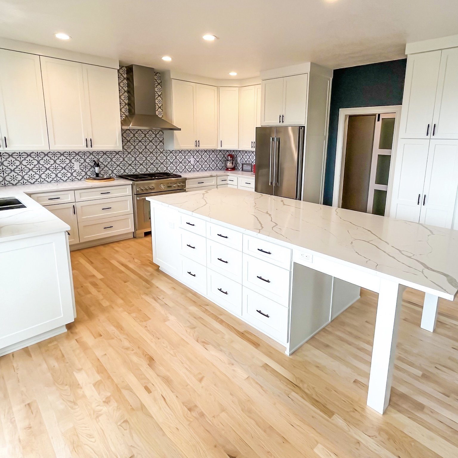 Timeless Kitchen Remodel in Tigard, OR by 4th Avenue Homes project photo