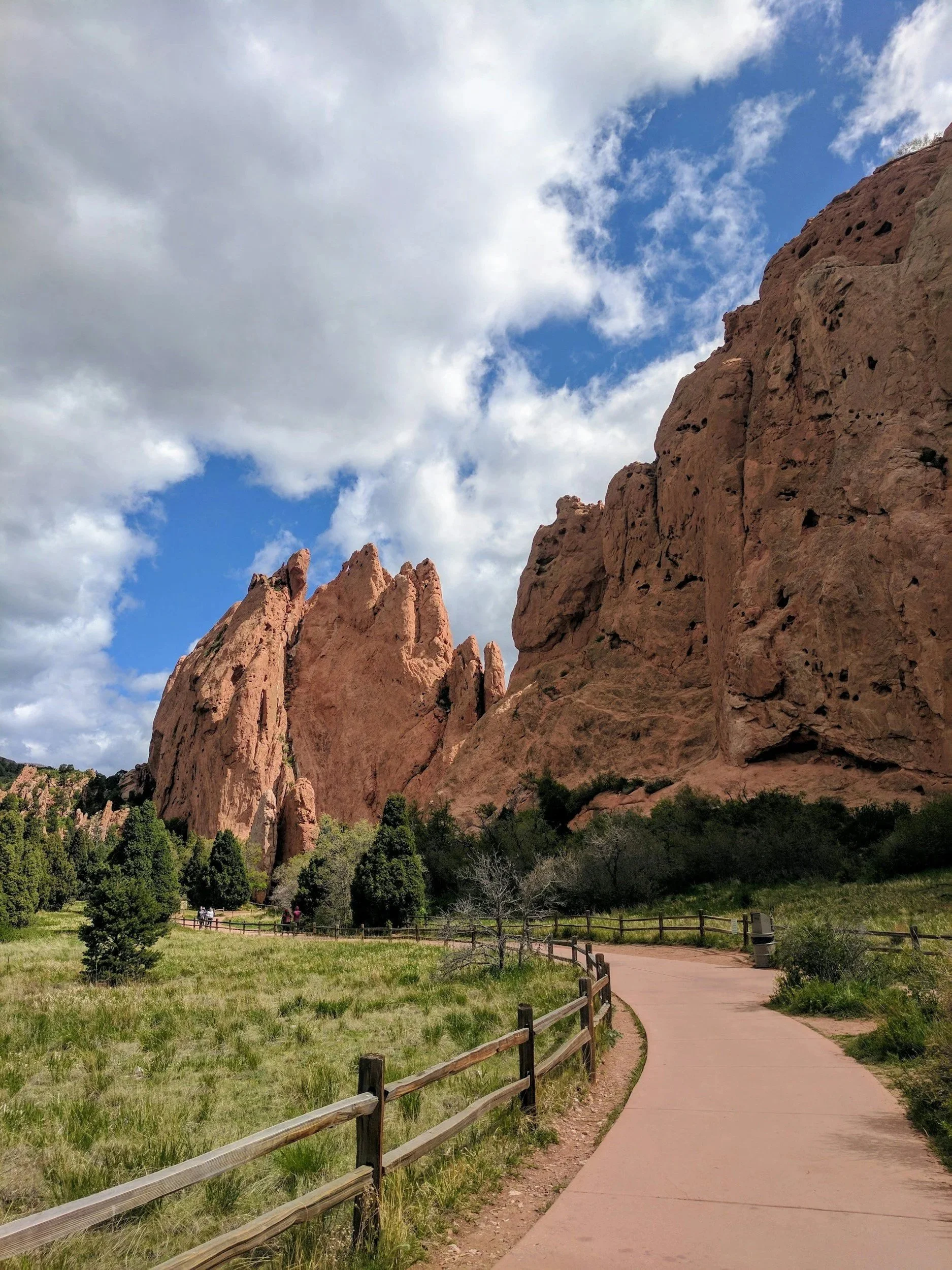 Senior couple walking at Garden of the Gods in Colorado Springs