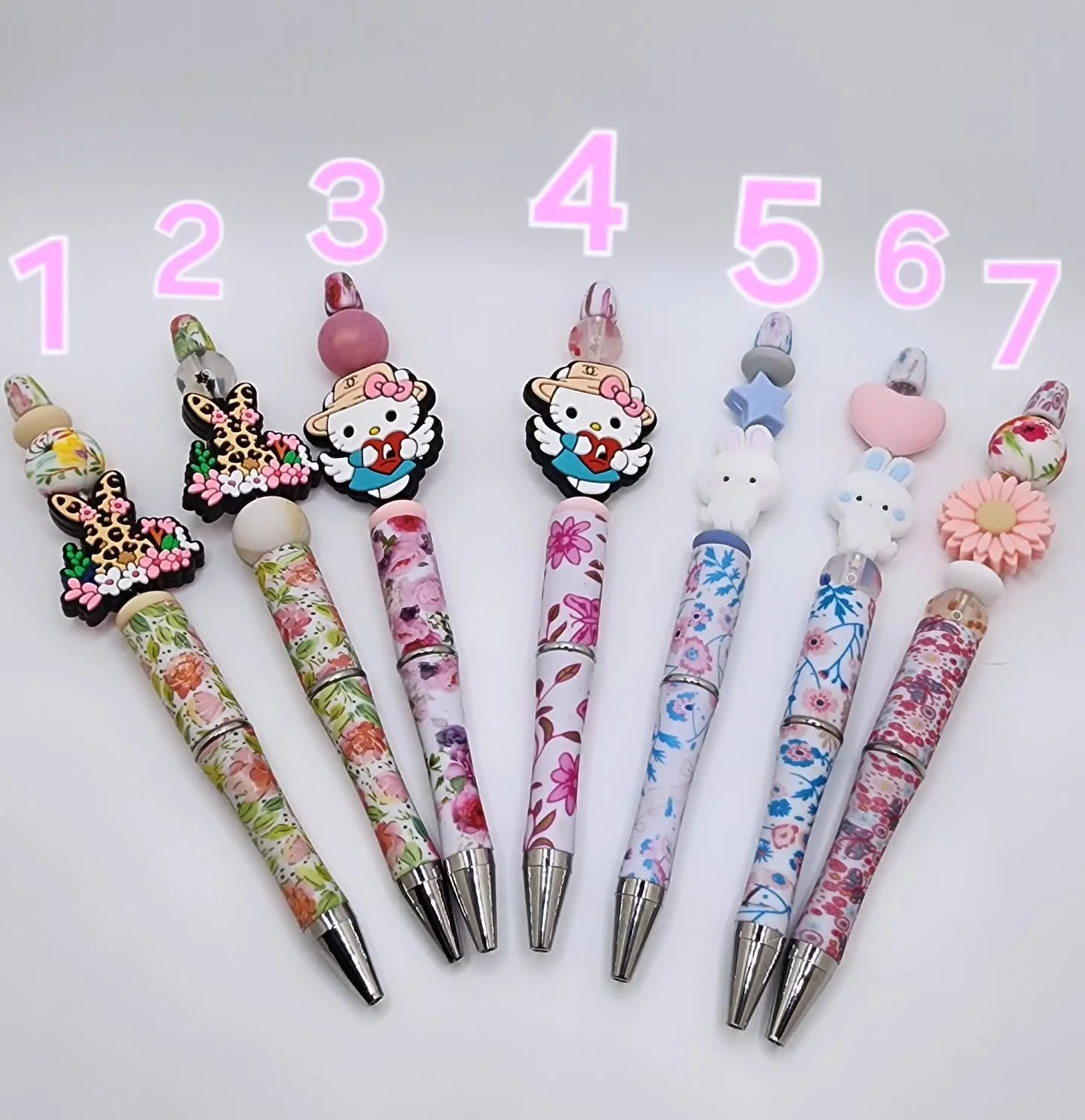 Need a quick gift for Mom, a friend, or a lover? If they're weird enough you should look at my kofi store 👀 link in my profile. The pens write very smoothly and can have the top unscrewed to change out the beads.
🎉🐁👽👽🐁🎉🐁👽🐁🎉
#kofi #kofistor